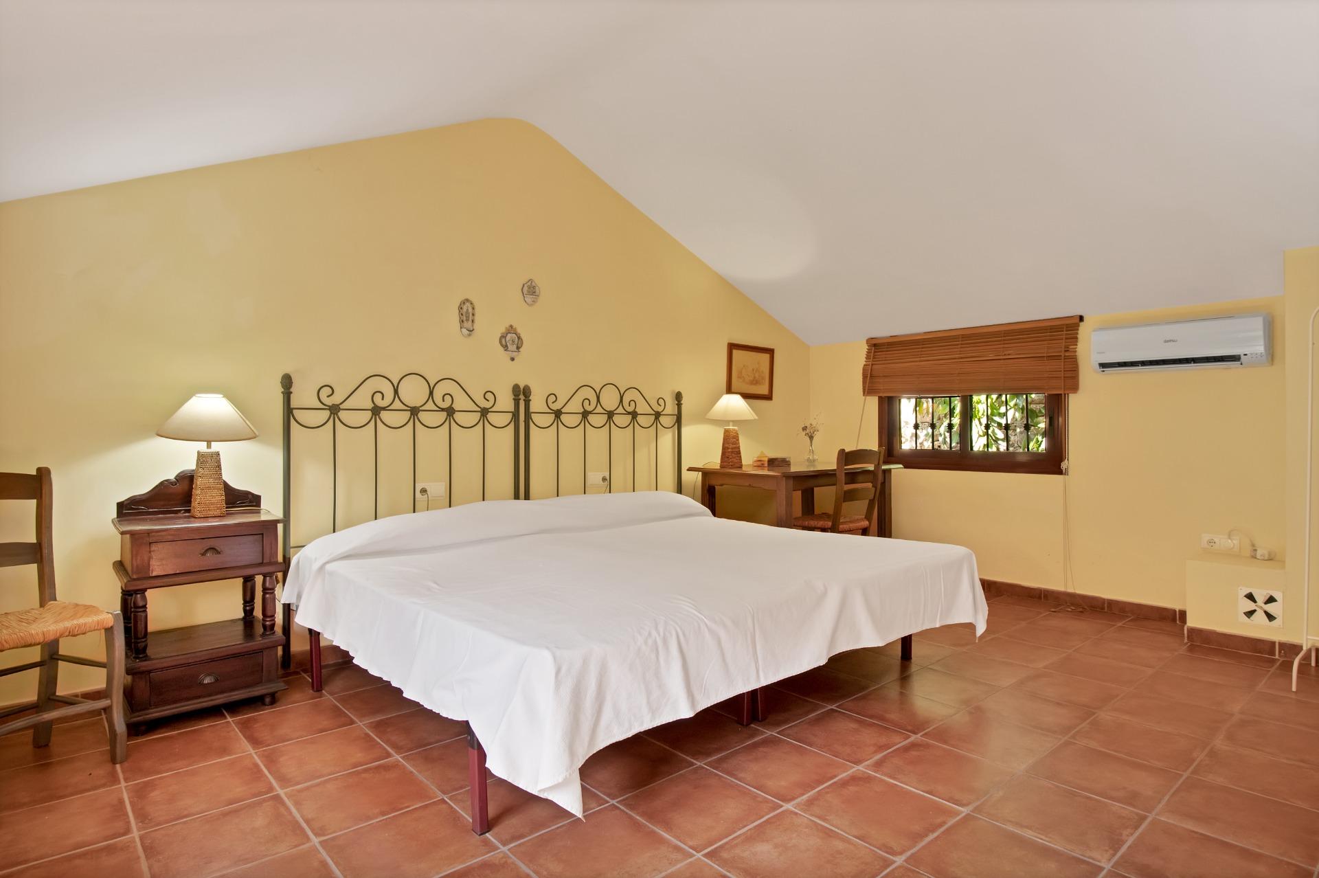 Pisos-Venta-OjÃ©n-990148-Foto-13