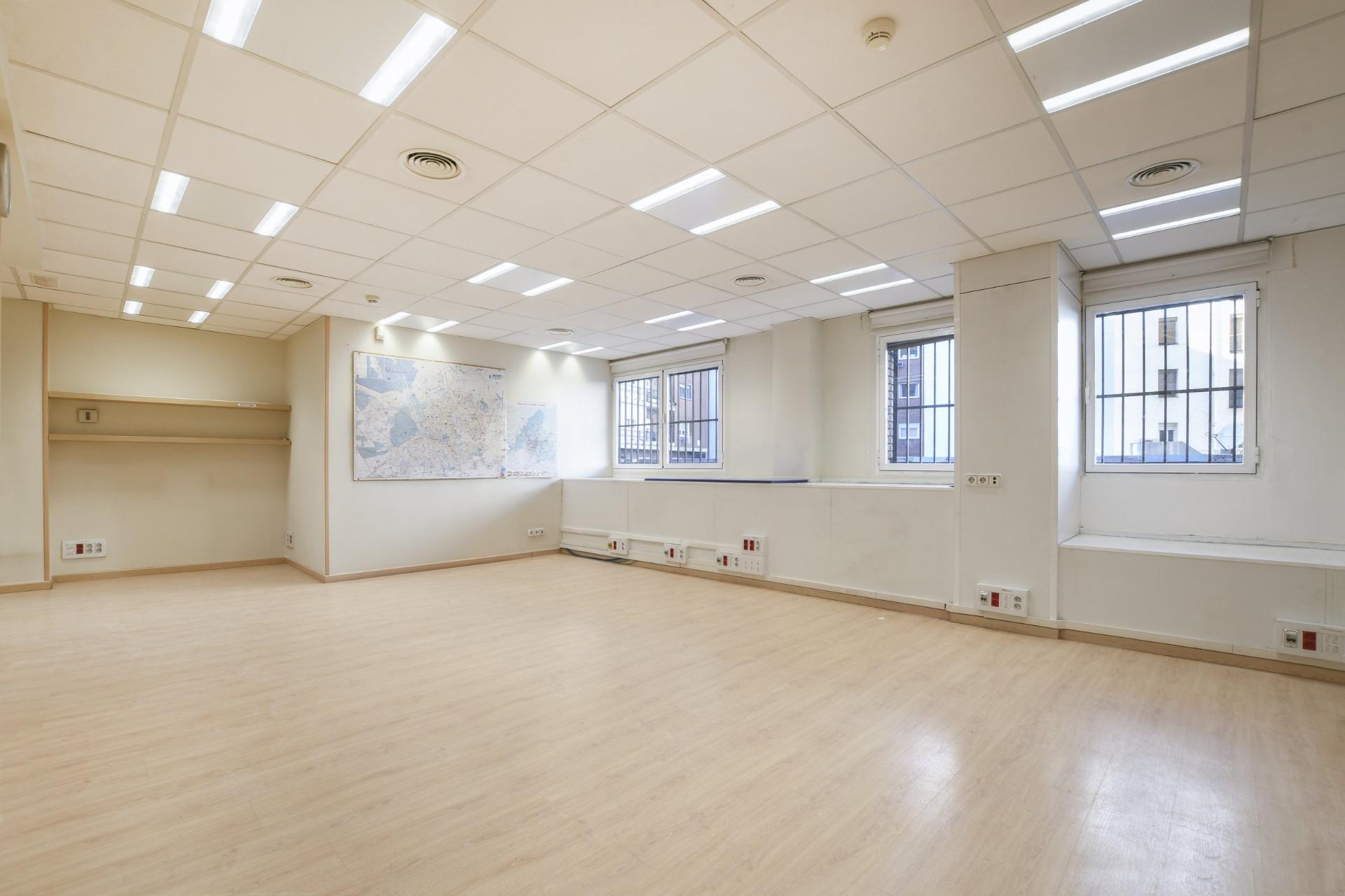 Oficinas-Venta-Madrid-1061950-Foto-3
