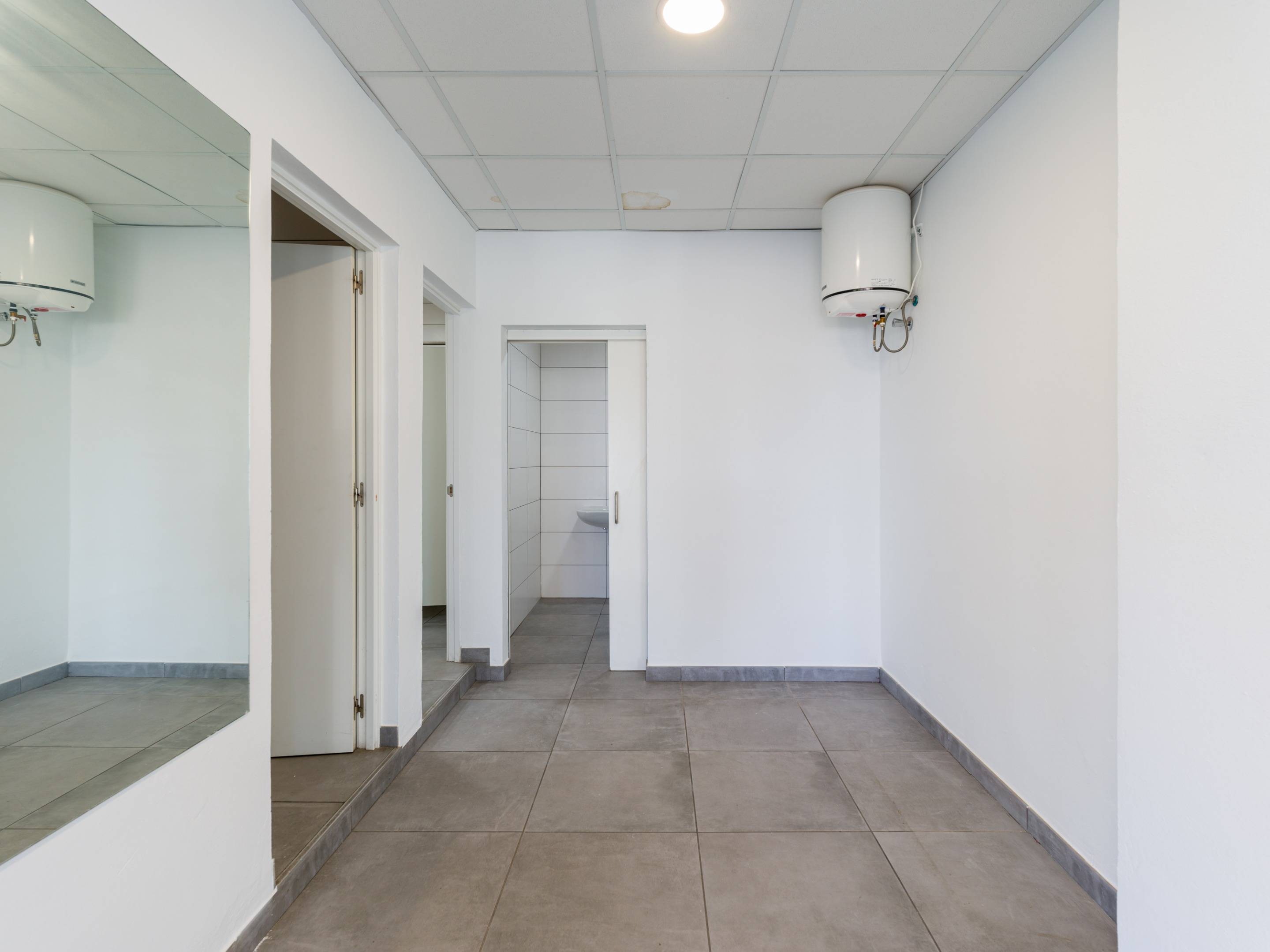 Negocios-Venta-MogÃ¡n-1063817-Foto-25
