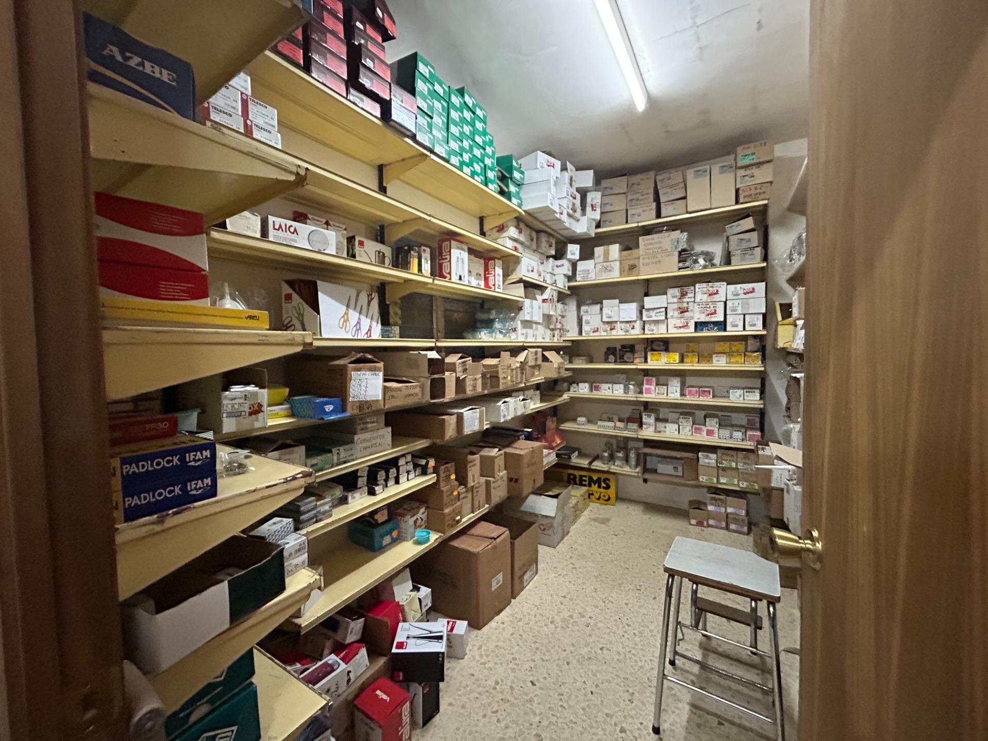 Negocios-Venta-Badalona-1209386-Foto-32