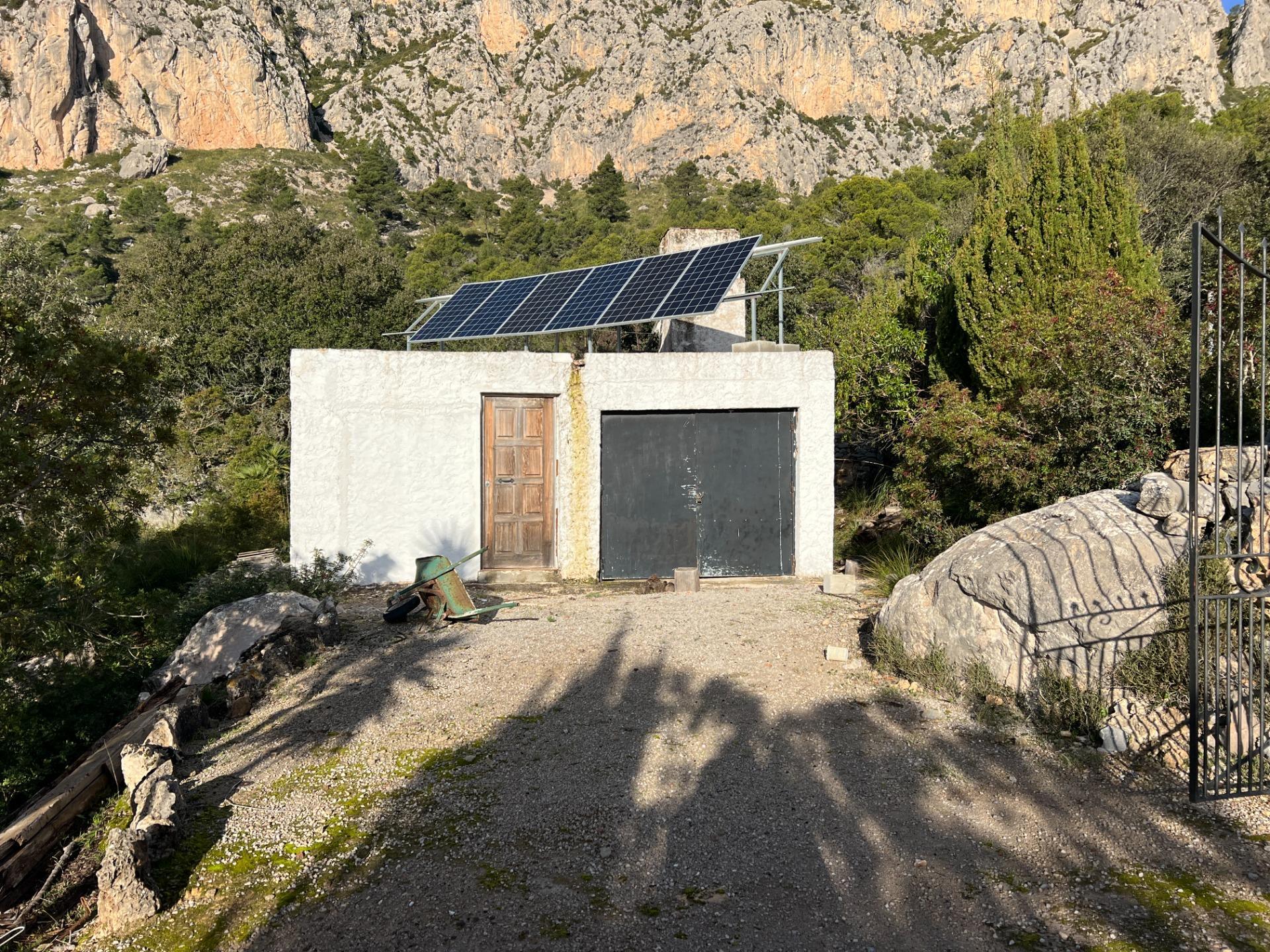 Industrial en venta  Puigpuñent  30/31