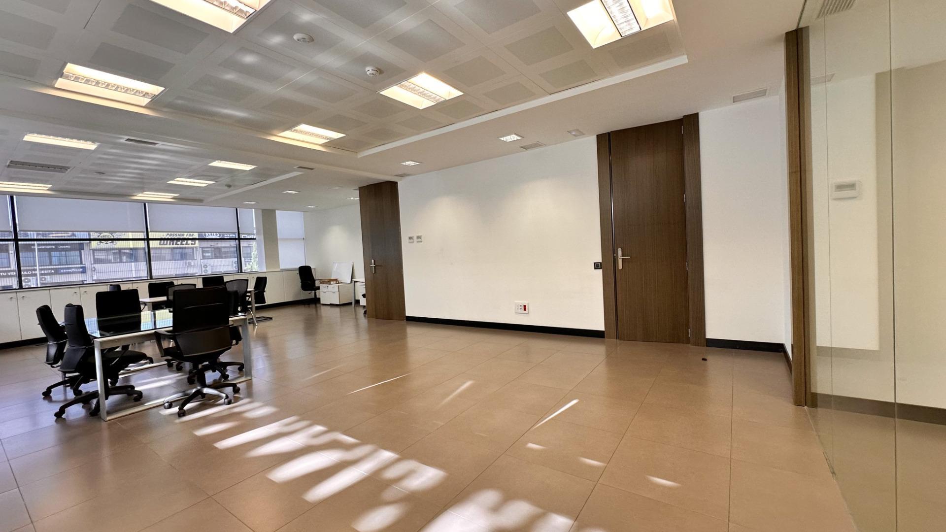 Oficinas-Alquiler-Villaviciosa de OdÃ³n-1724091-Foto-4