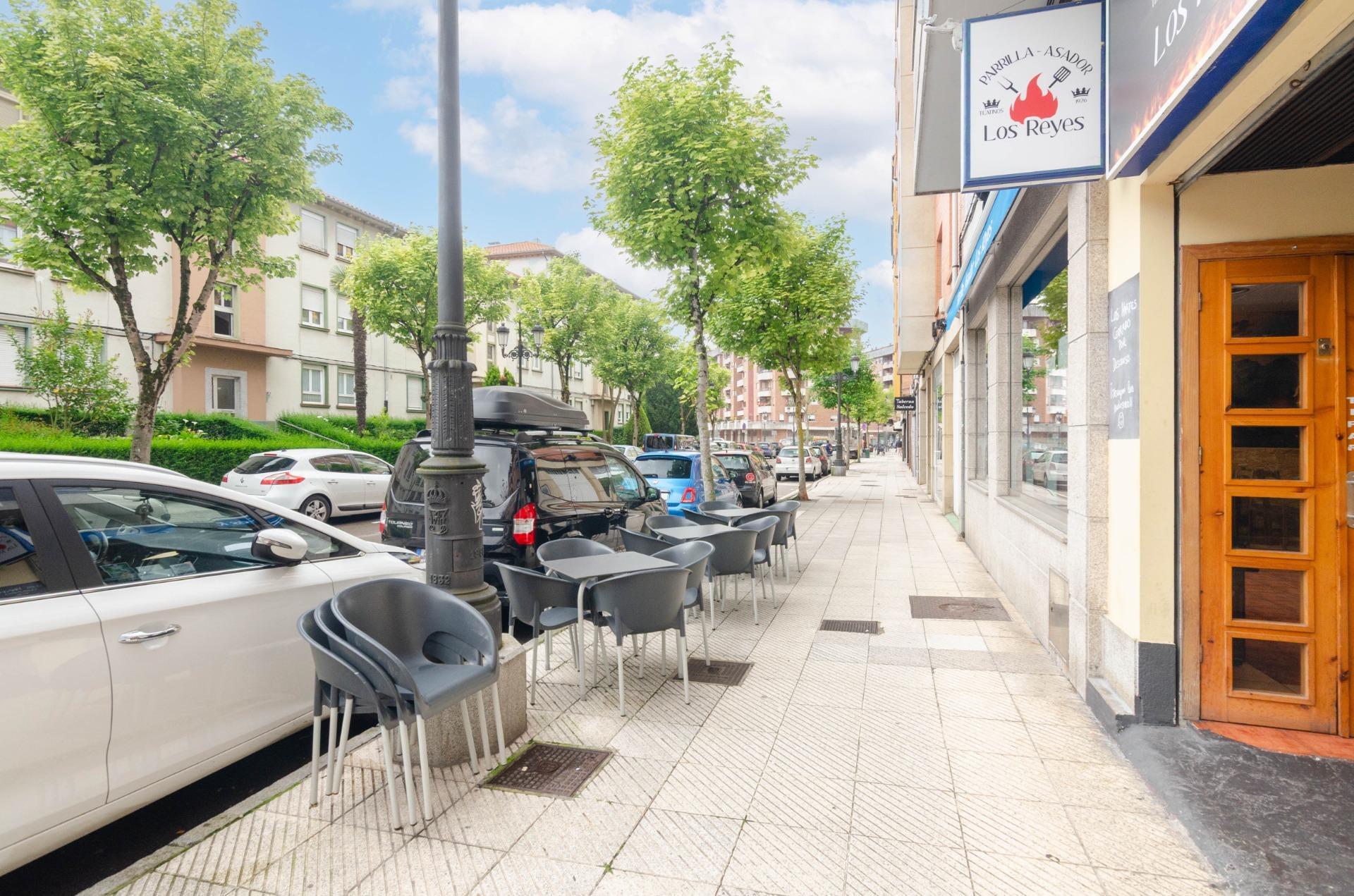 Negocios-Venta-Oviedo-1728198-Foto-33