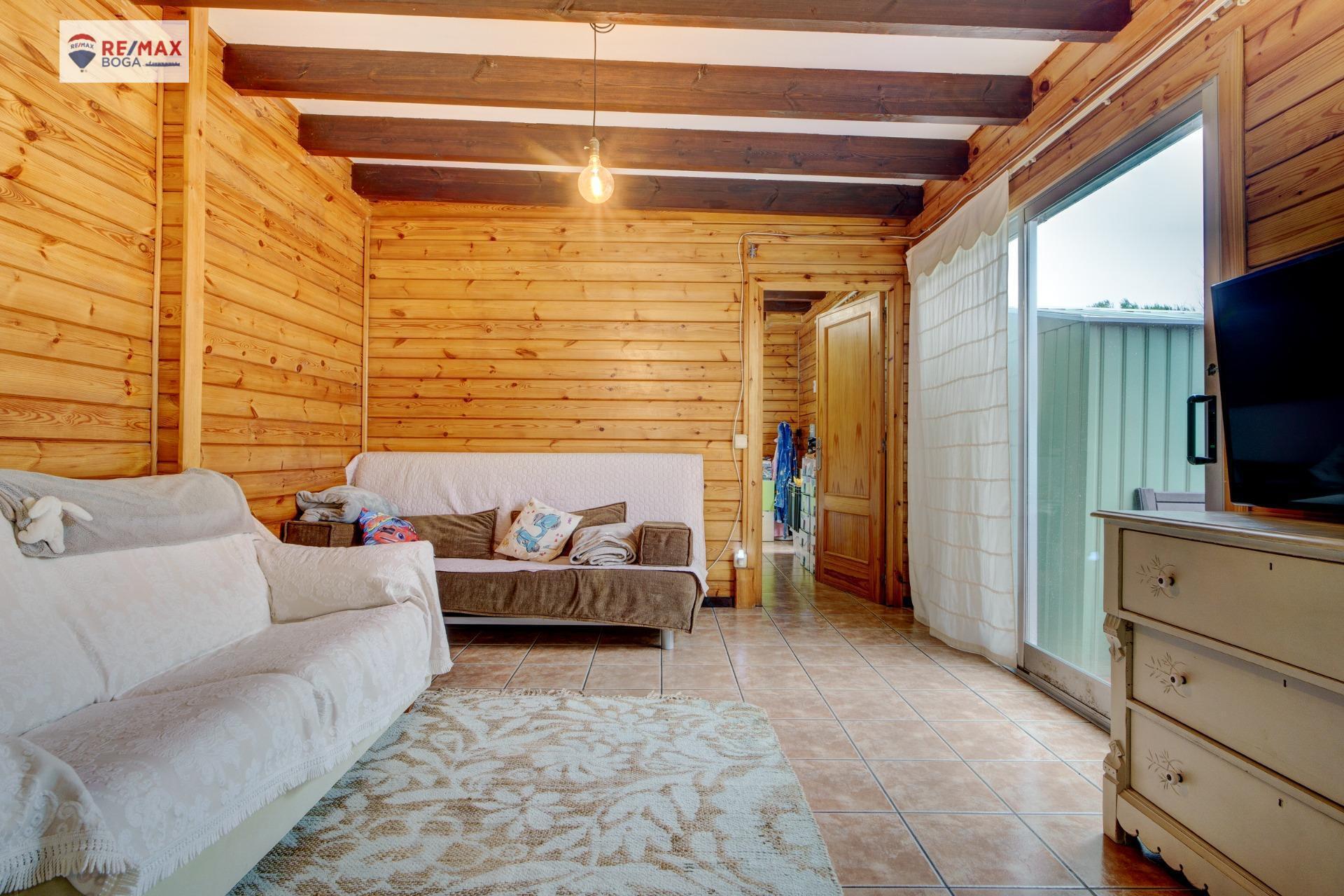 Chalet con Jardín en Urbanización Privada ? Ayegui (Navarra)