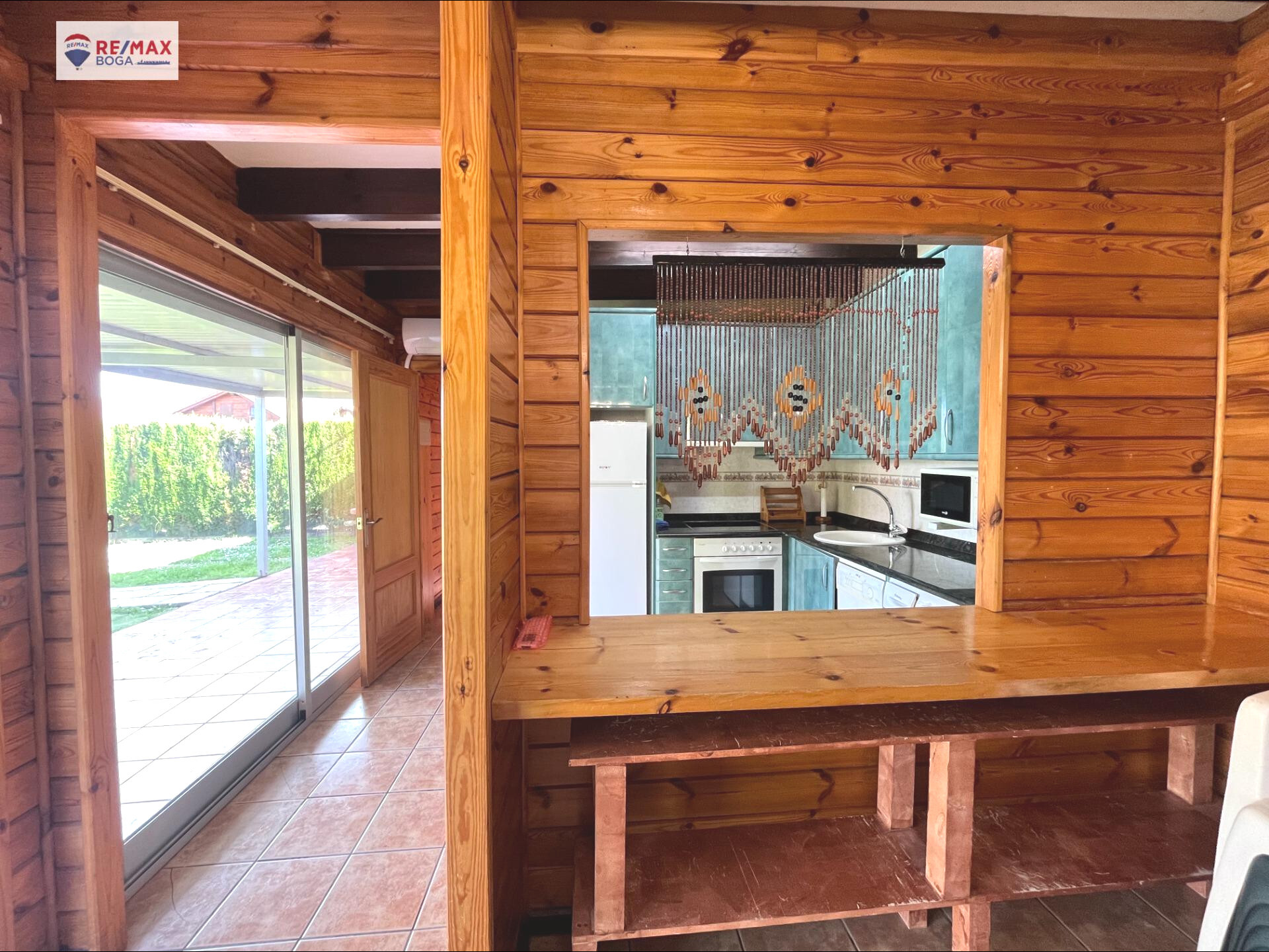 Chalet con Jardín en Urbanización Privada ? Ayegui (Navarra)