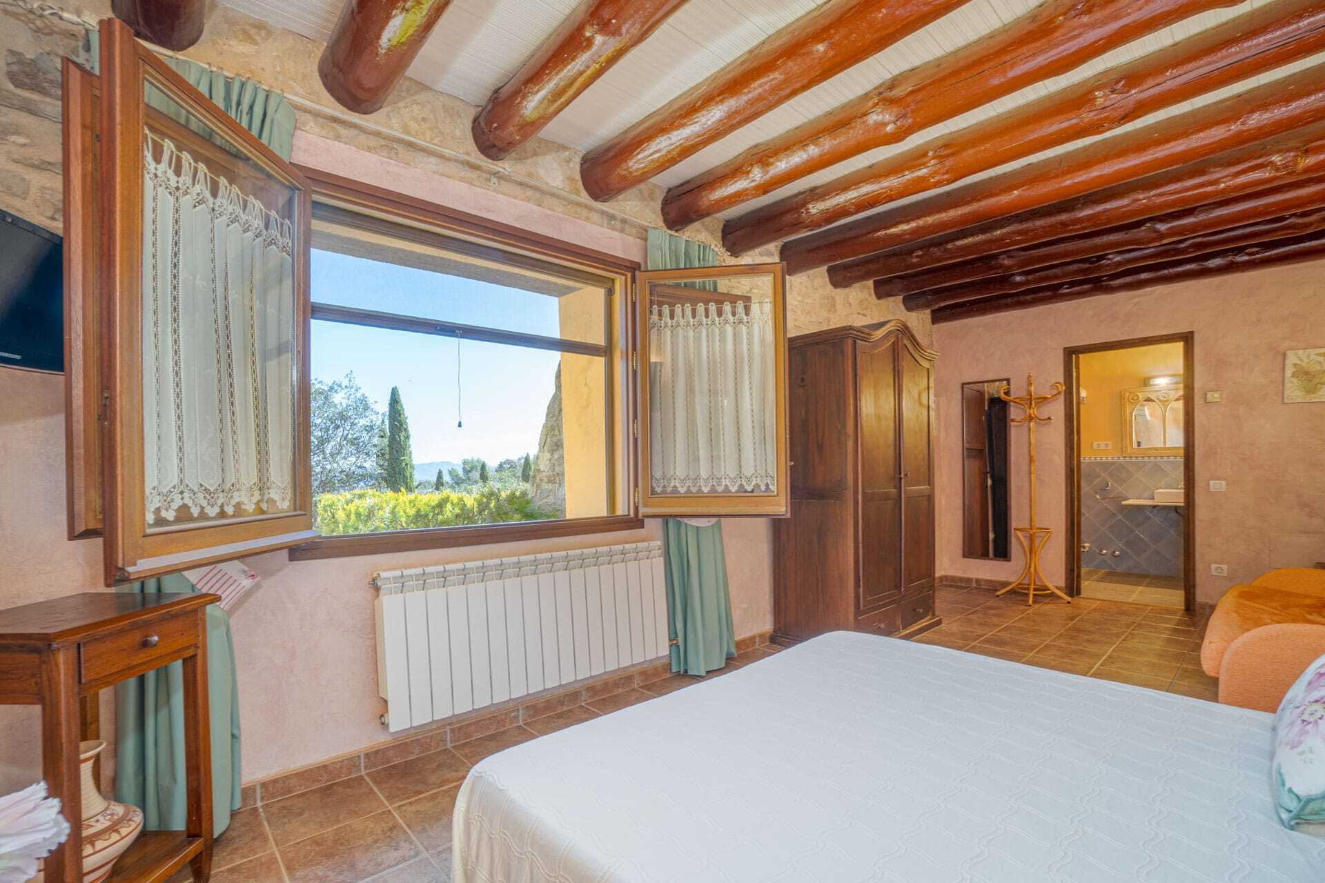 Villa in Llers