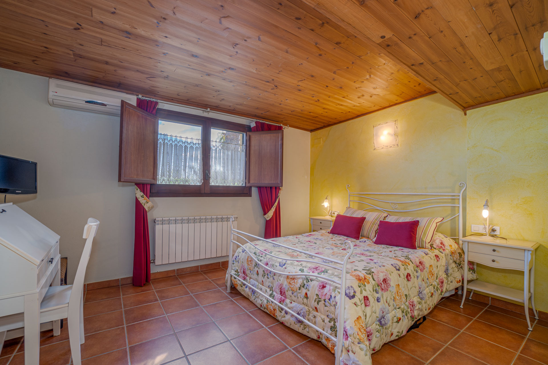 Villa in Llers