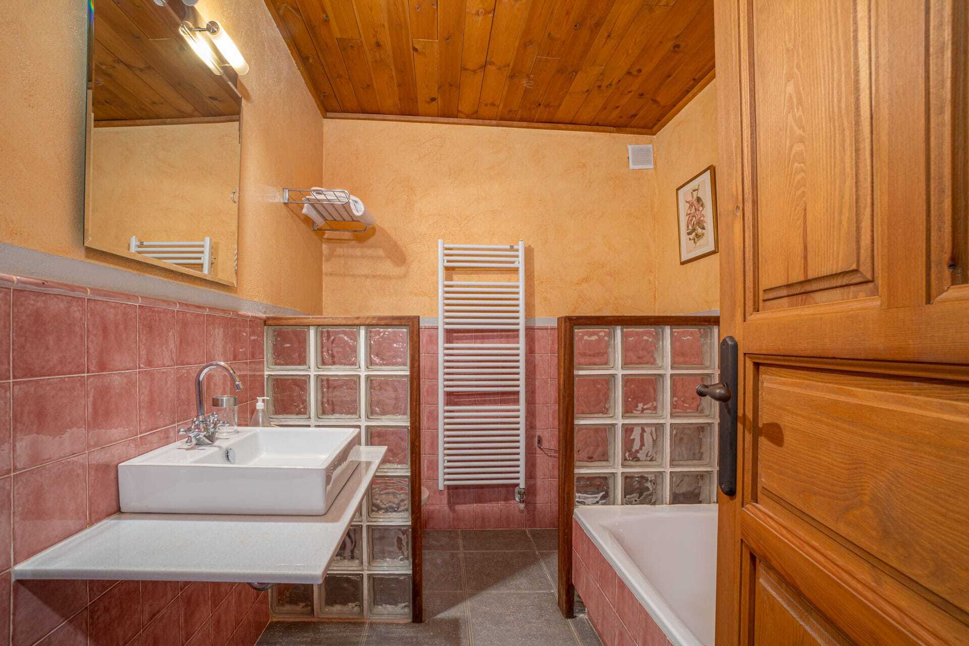 Villa in Llers