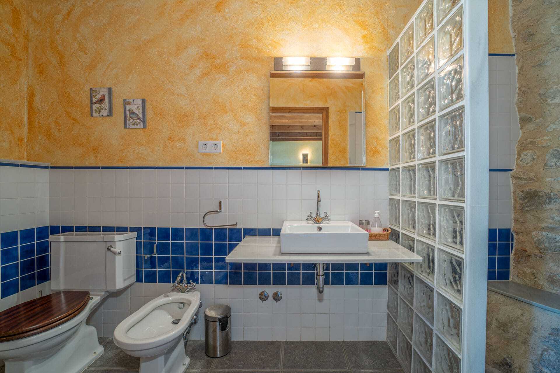 Villa in Llers