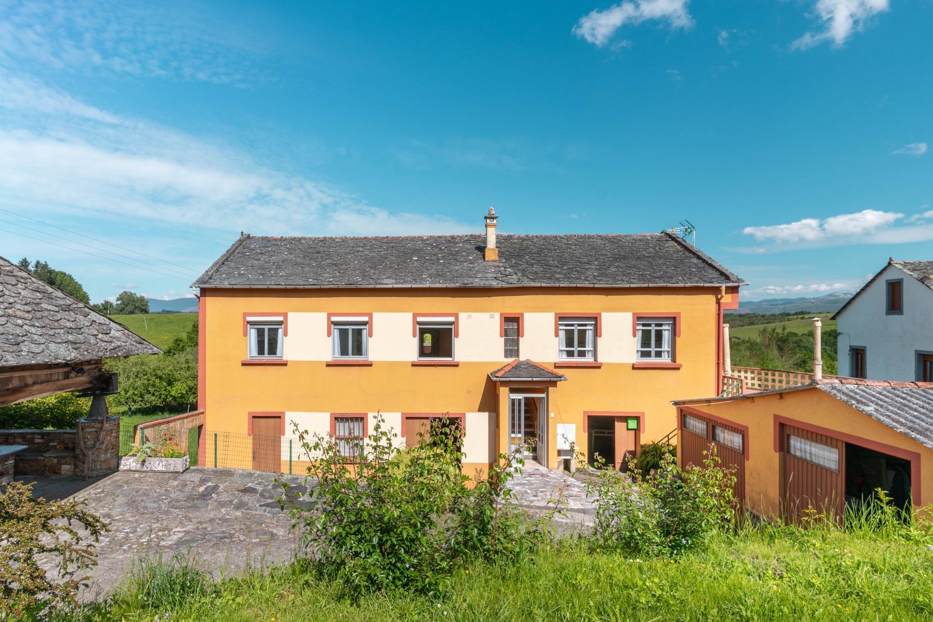 Casas o chalets-Venta-Grandas de Salime-1102453-Foto-2