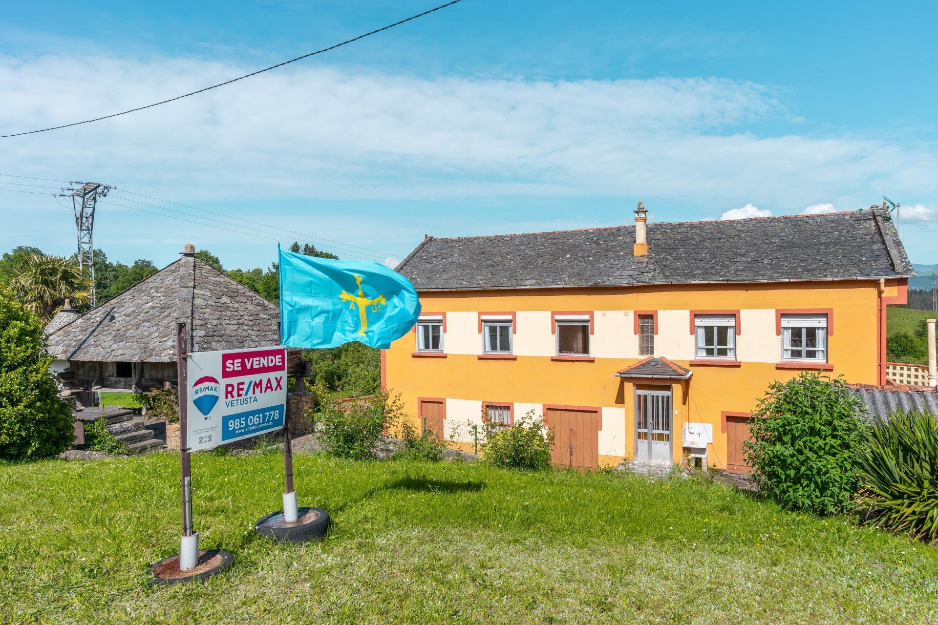 Casas o chalets-Venta-Grandas de Salime-1102453