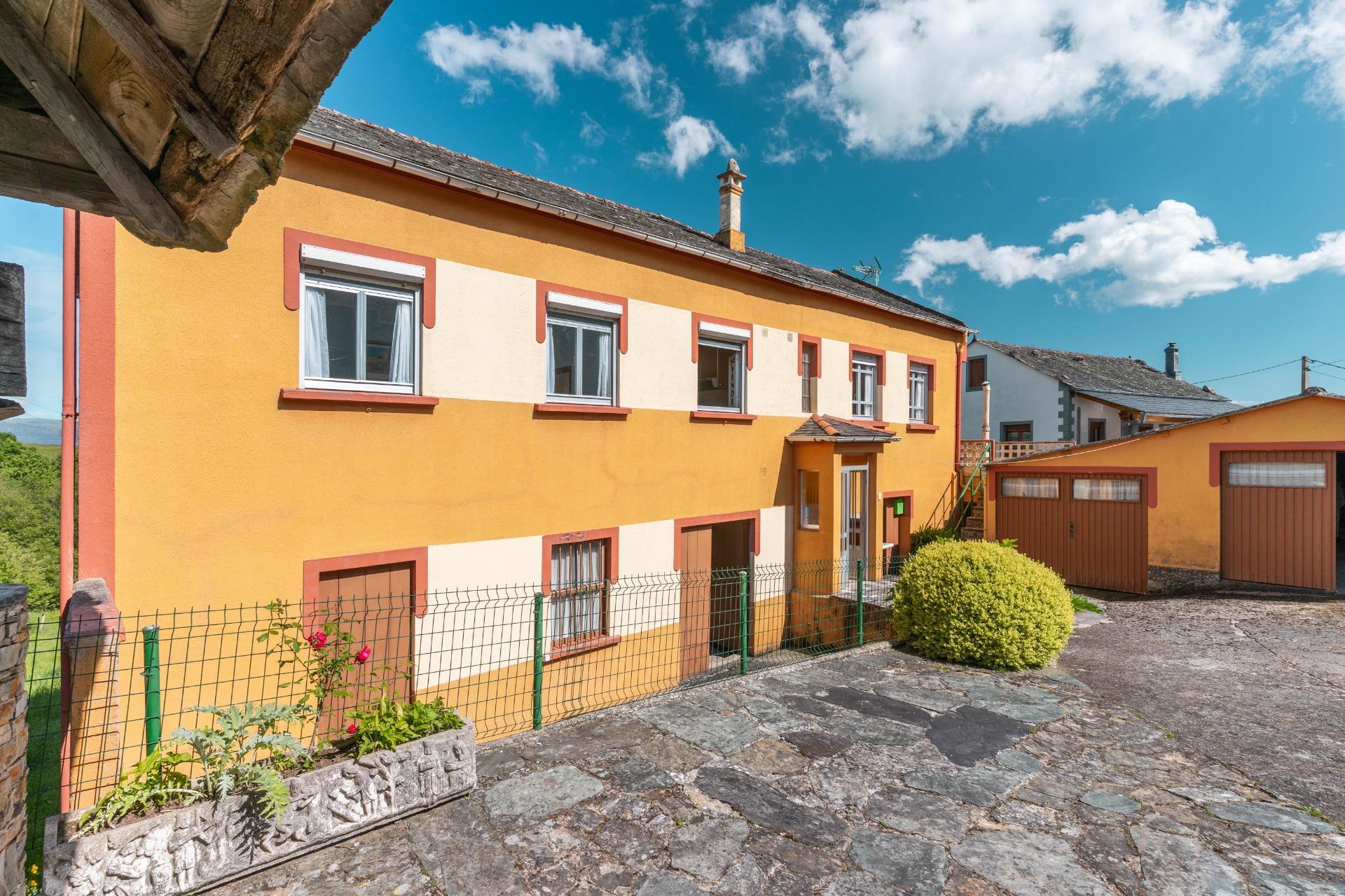 Casas o chalets-Venta-Grandas de Salime-1102453-Foto-4