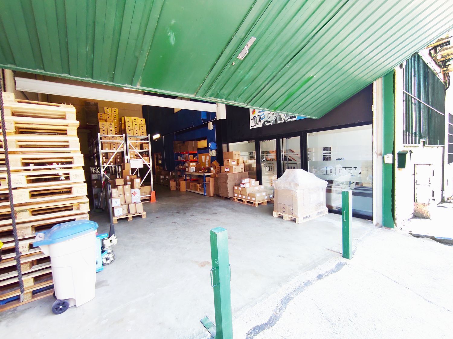 Naves-Alquiler-San SebastiÃ¡n de los Reyes-1752573-Foto-9