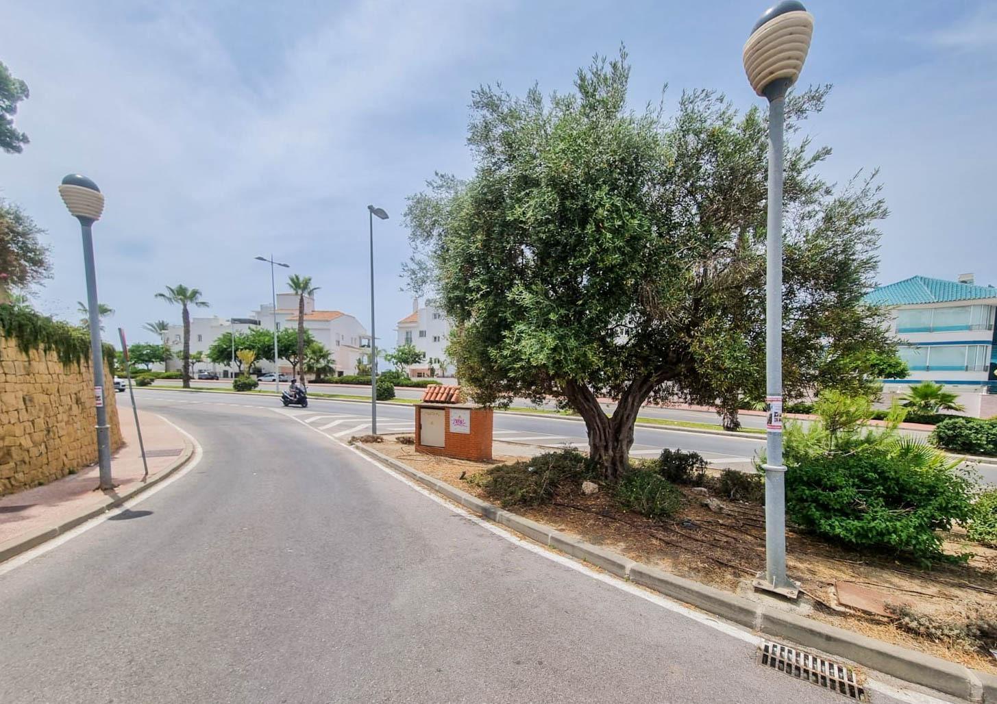 Garajes-Venta-BenalmÃ¡dena-1754658-Foto-3