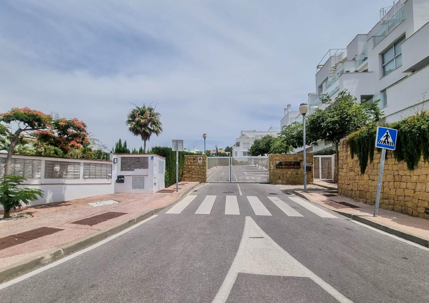 Garajes-Venta-BenalmÃ¡dena-1754658-Foto-4