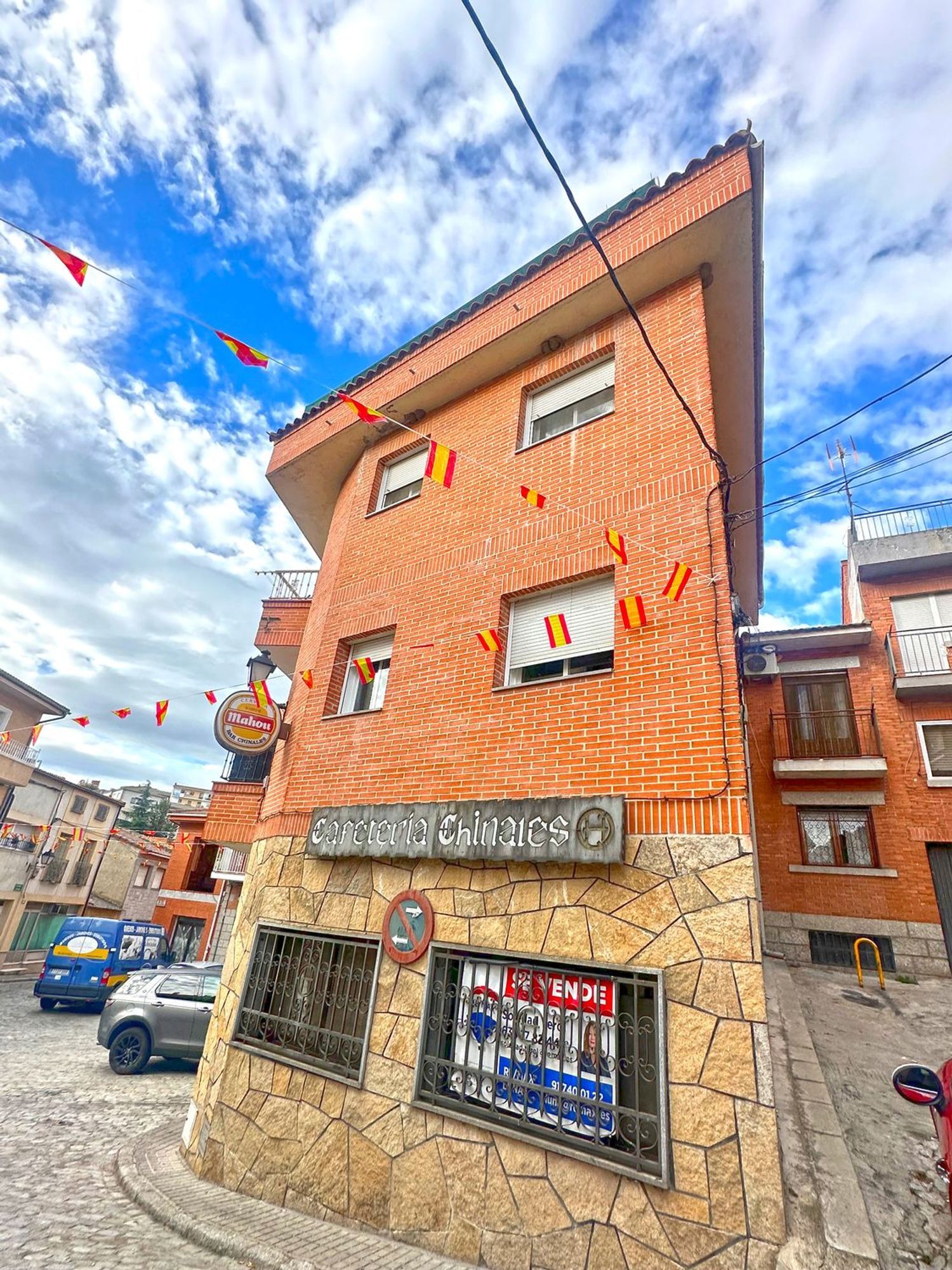 Negocios-Venta-El Hoyo de Pinares-1508940-Foto-2