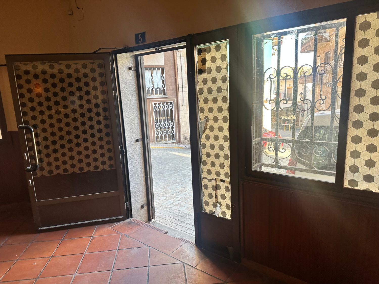Negocios-Venta-El Hoyo de Pinares-1508940-Foto-11