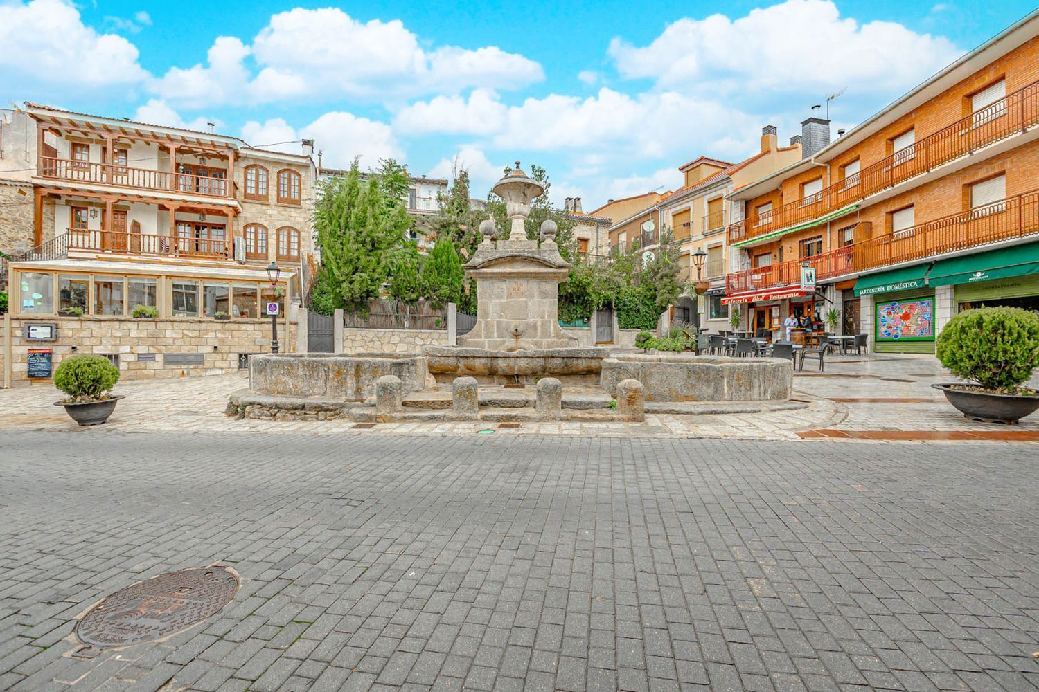 Edificios-Venta-Miraflores de la Sierra-1764782-Foto-66