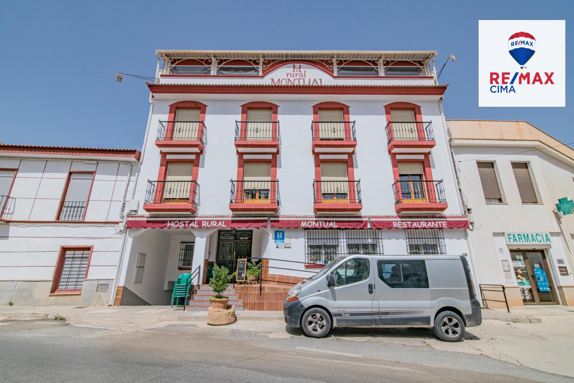 Edificios-Venta-Cortes y Graena-1395070-Foto-4