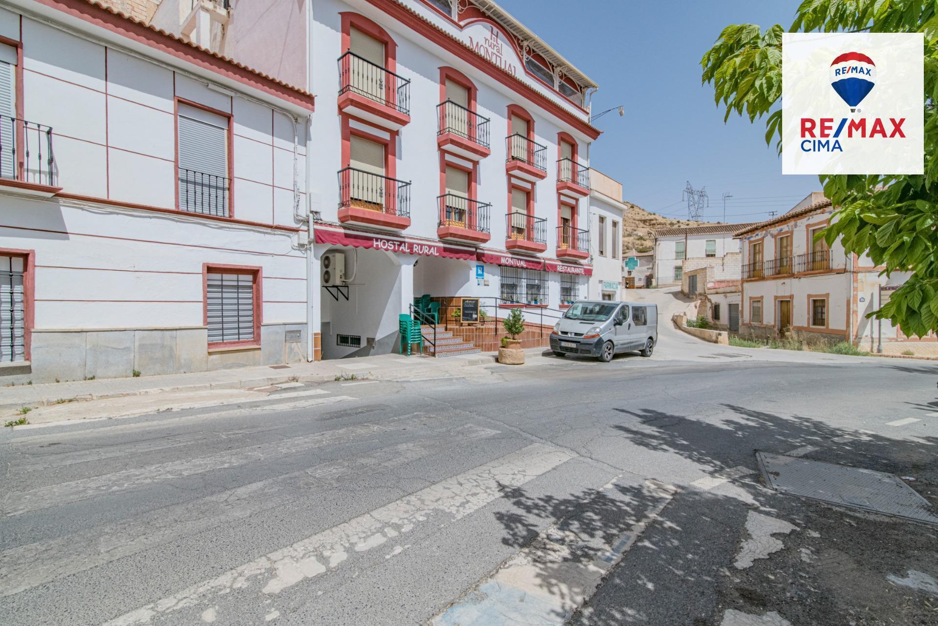Edificios-Venta-Cortes y Graena-1395070-Foto-6
