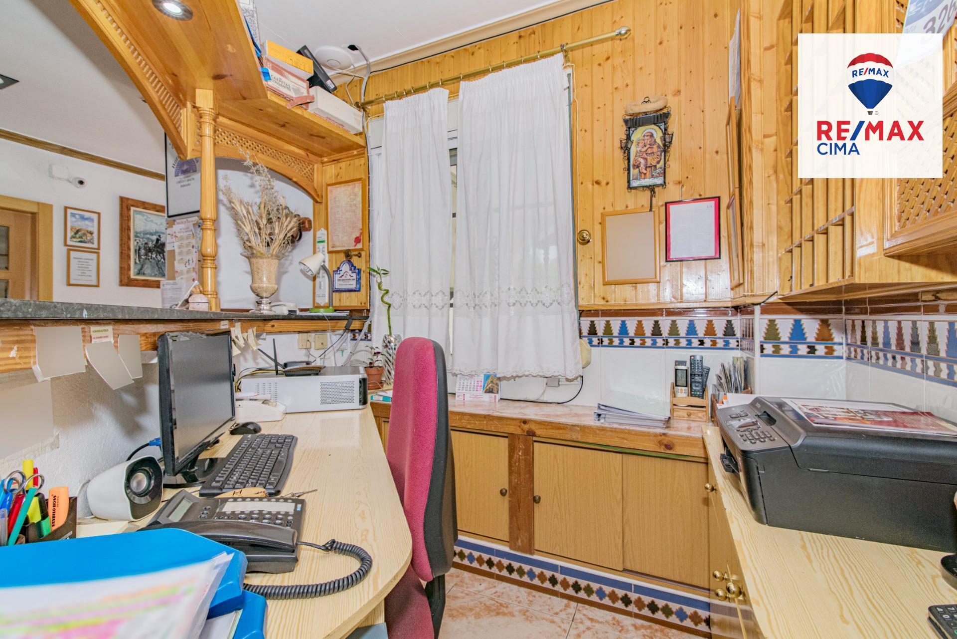 Edificios-Venta-Cortes y Graena-1395070-Foto-13