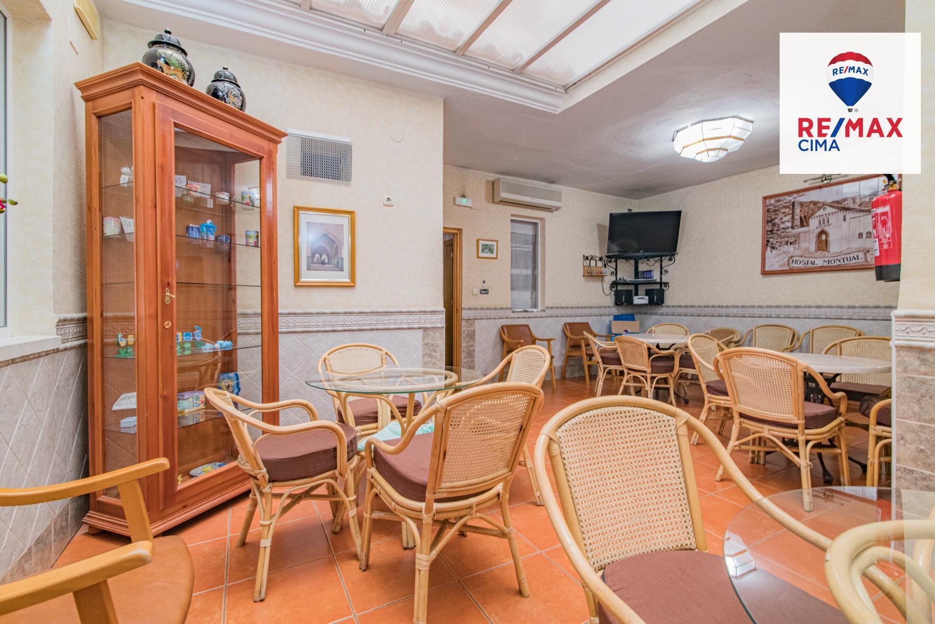 Edificios-Venta-Cortes y Graena-1395070-Foto-20