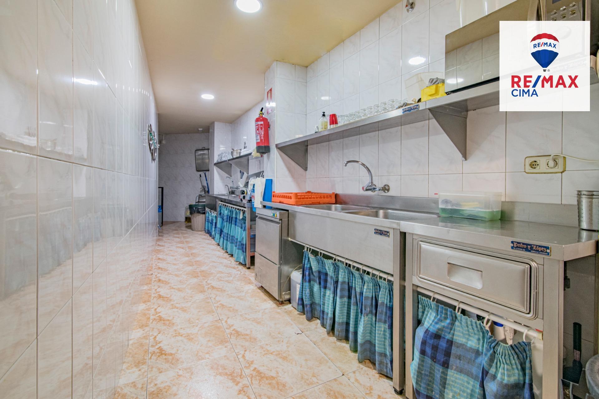 Edificios-Venta-Cortes y Graena-1395070-Foto-29