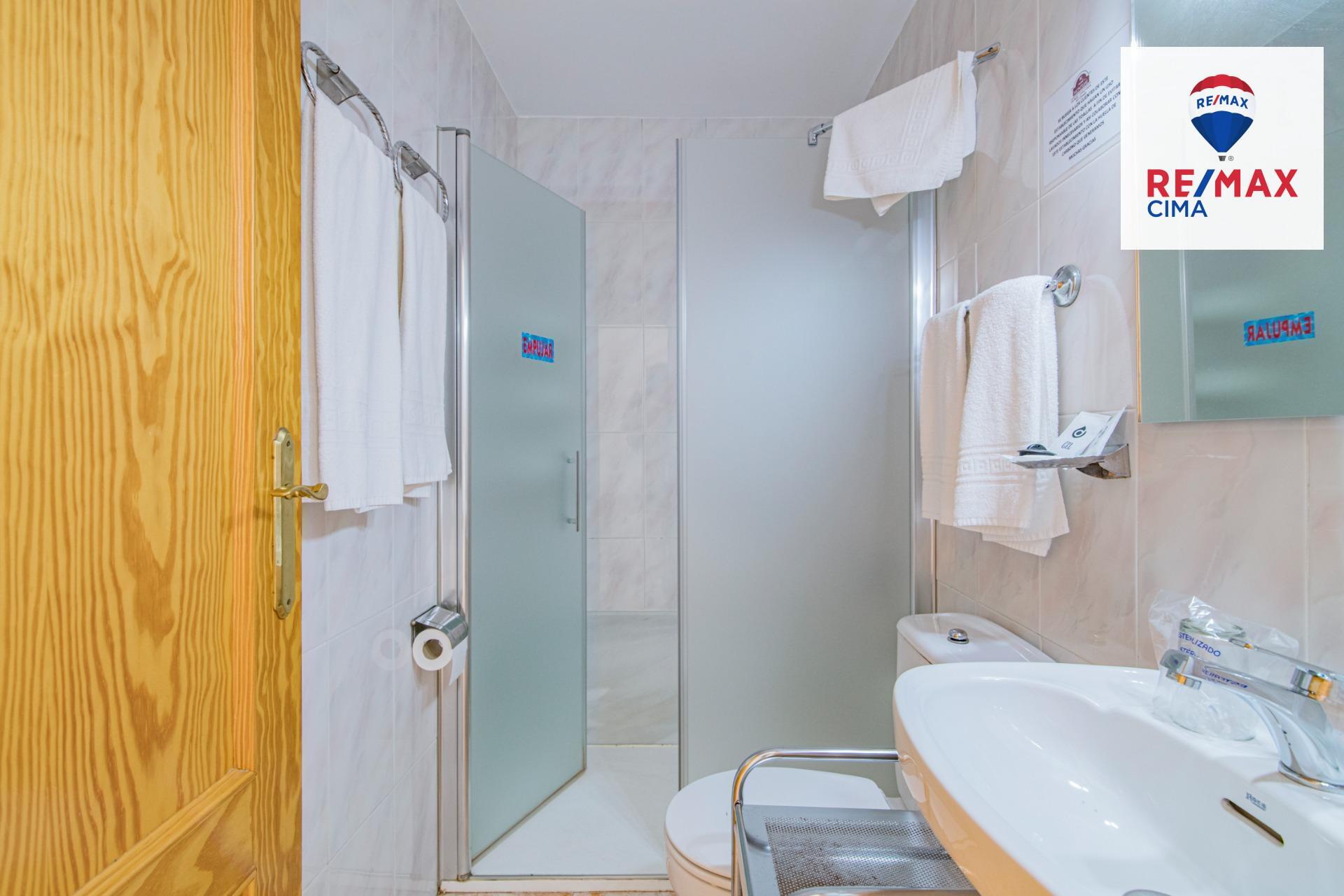 Edificios-Venta-Cortes y Graena-1395070-Foto-45