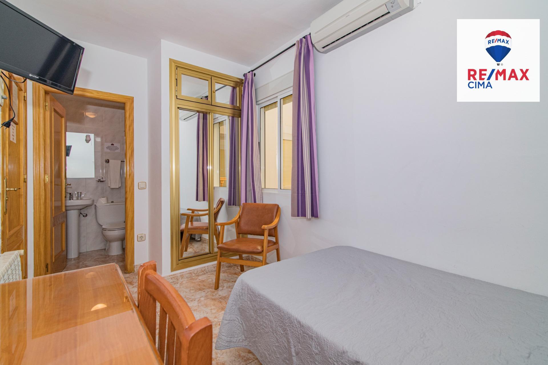 Edificios-Venta-Cortes y Graena-1395070-Foto-61