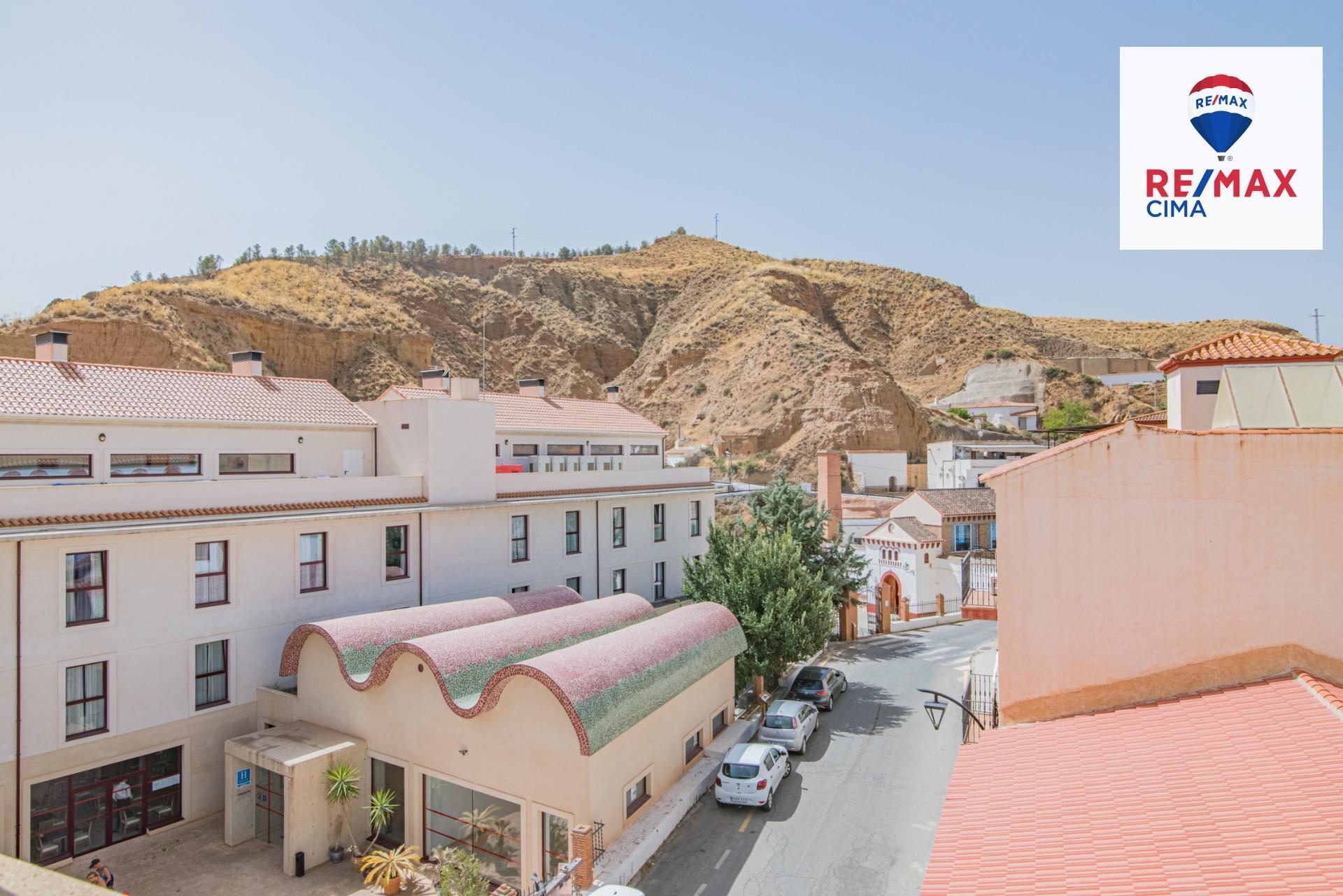 Edificios-Venta-Cortes y Graena-1395070-Foto-64