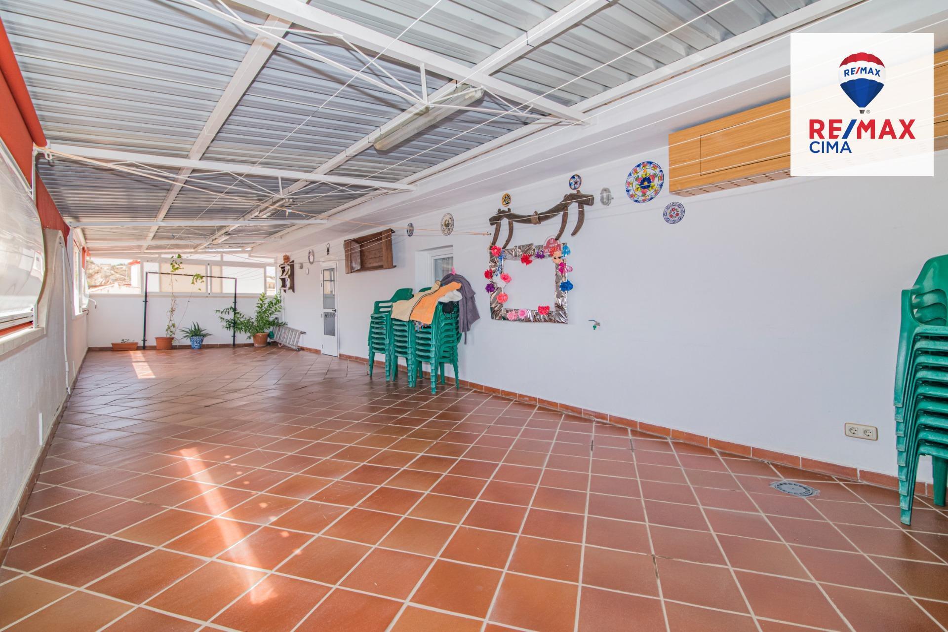 Edificios-Venta-Cortes y Graena-1395070-Foto-67