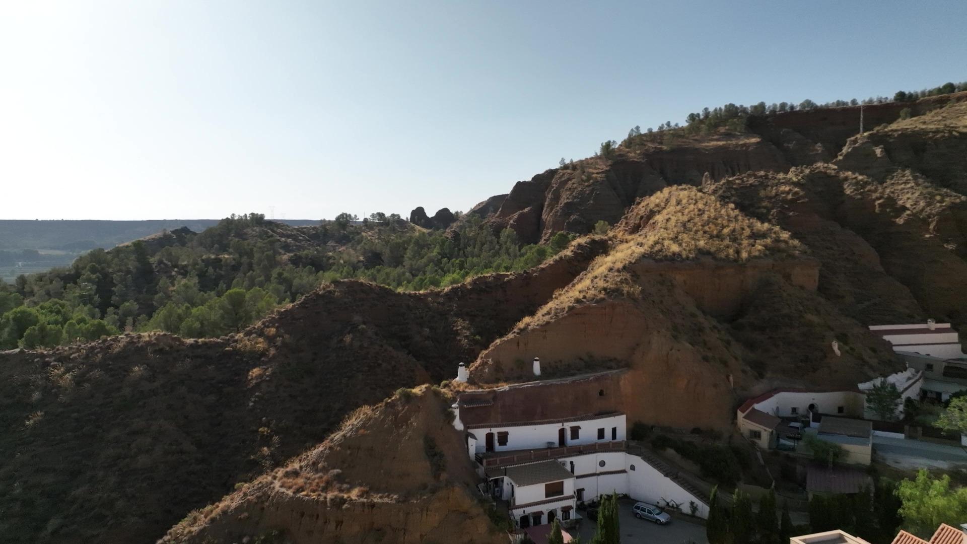 Edificios-Venta-Cortes y Graena-1395070-Foto-94