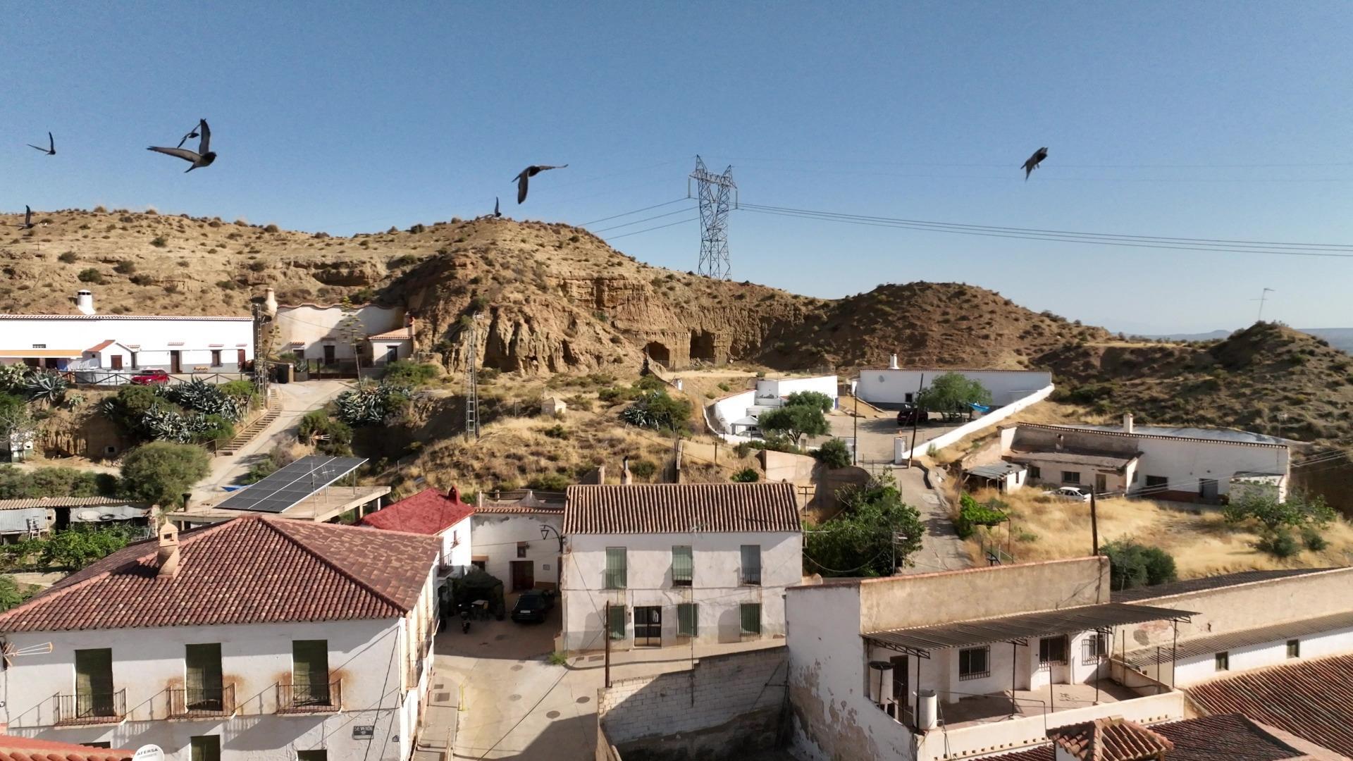 Edificios-Venta-Cortes y Graena-1395070-Foto-100