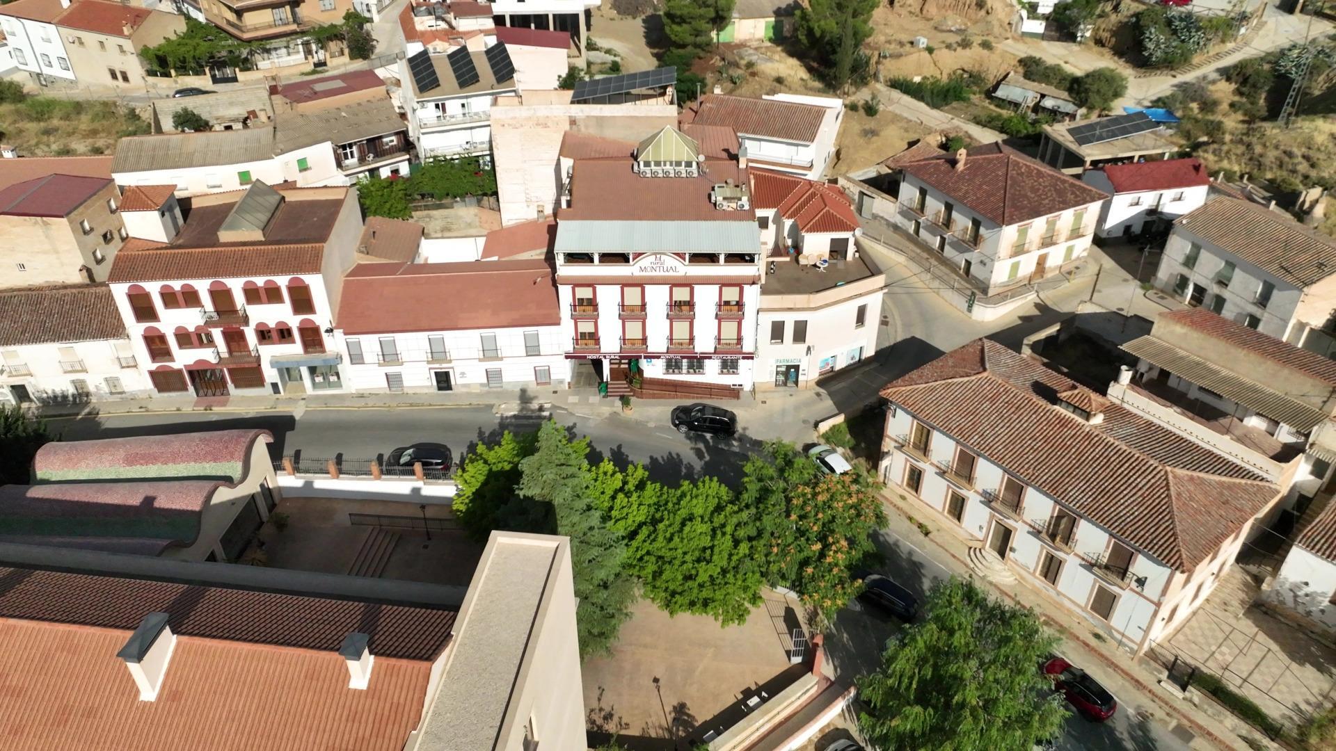 Edificios-Venta-Cortes y Graena-1395070-Foto-98