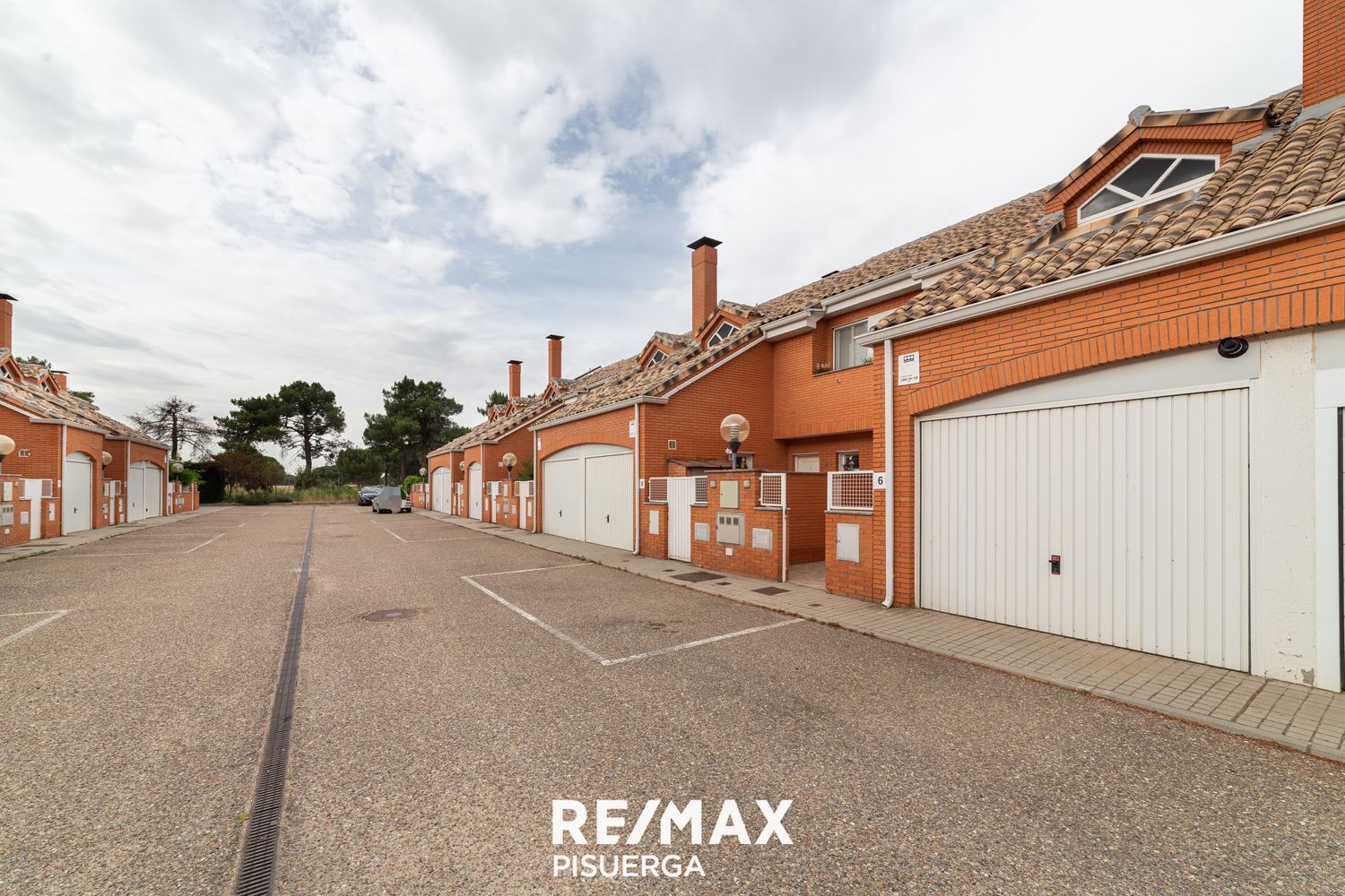 Casas o chalets-Venta-Aldeamayor de San MartÃ­n-1753302-Foto-2