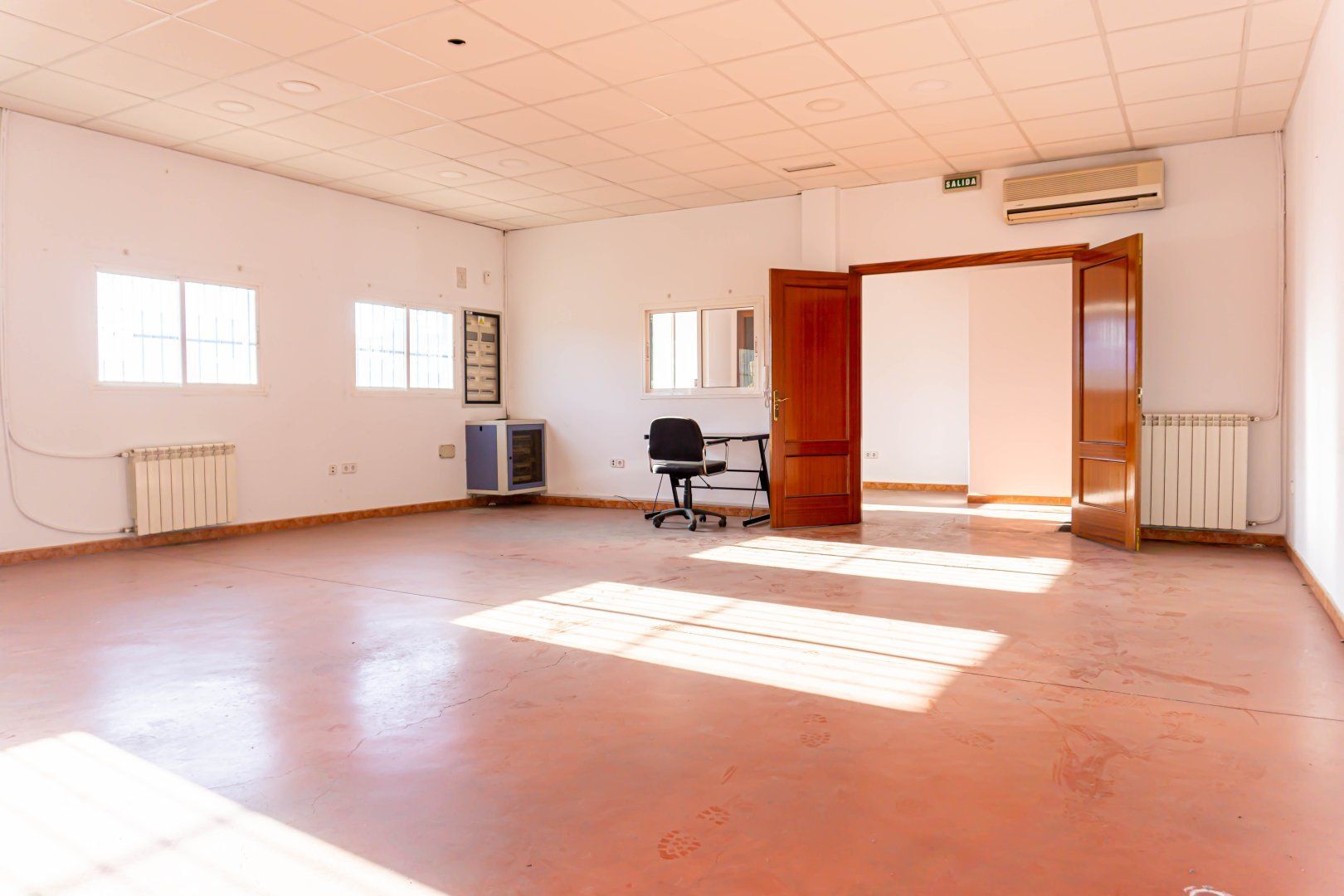 Naves-Alquiler-La Rinconada-1431692-Foto-9