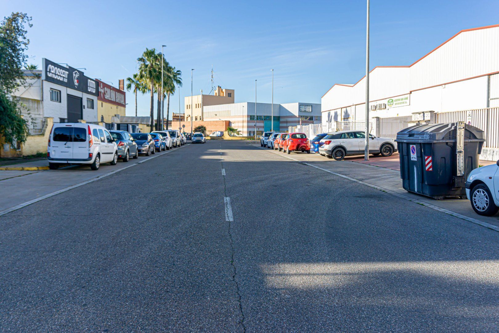 Naves-Alquiler-La Rinconada-1431692-Foto-7