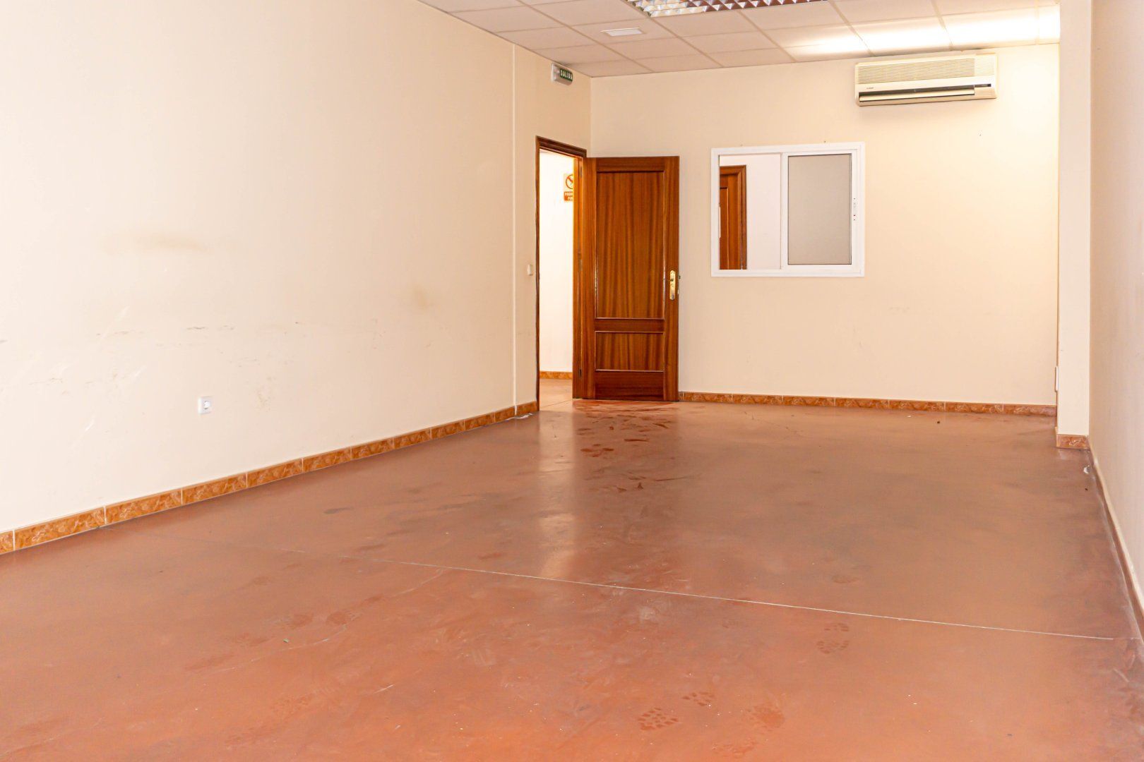 Naves-Alquiler-La Rinconada-1431692-Foto-16