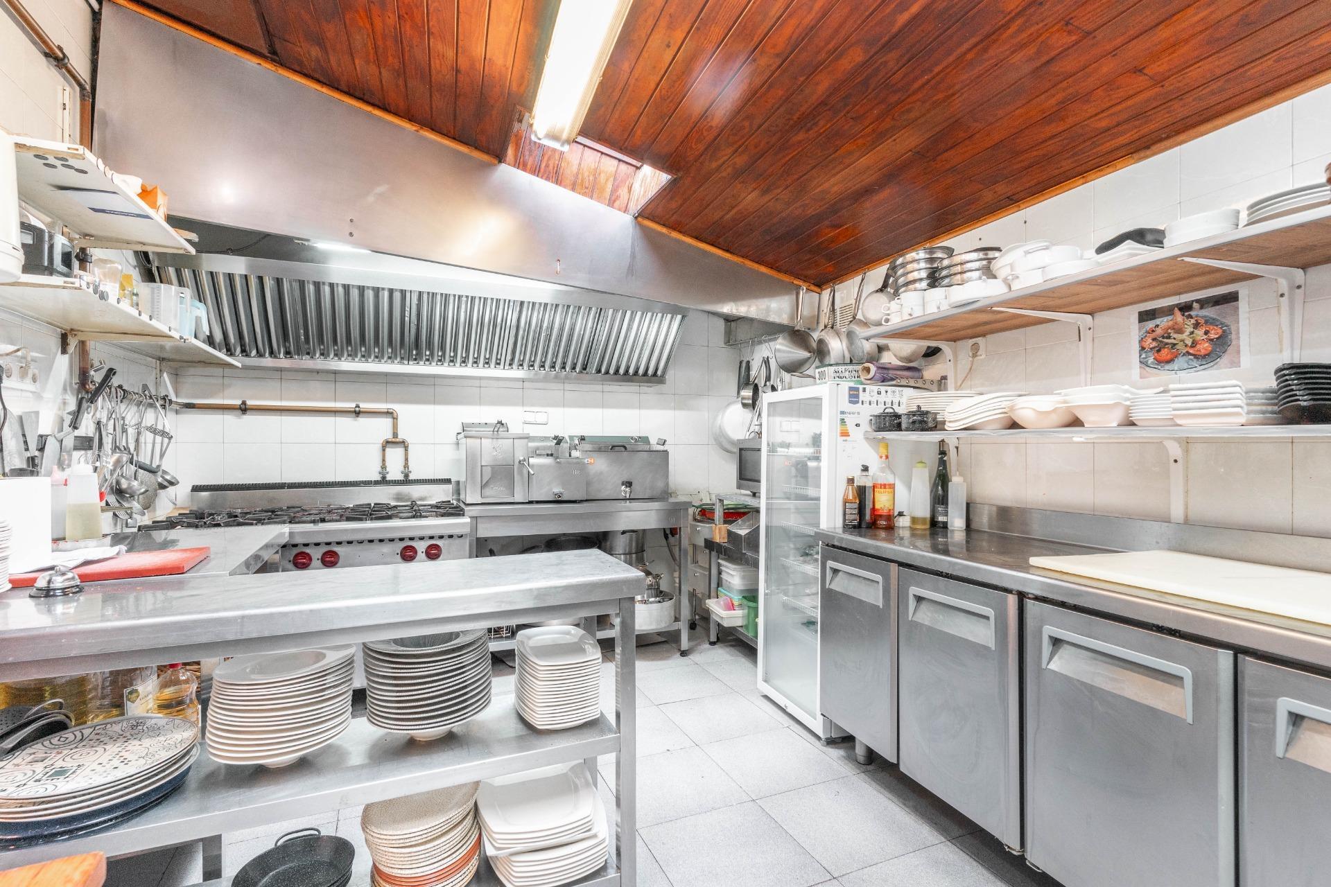 Negocios-Venta-ValdÃ©s-1726479-Foto-27
