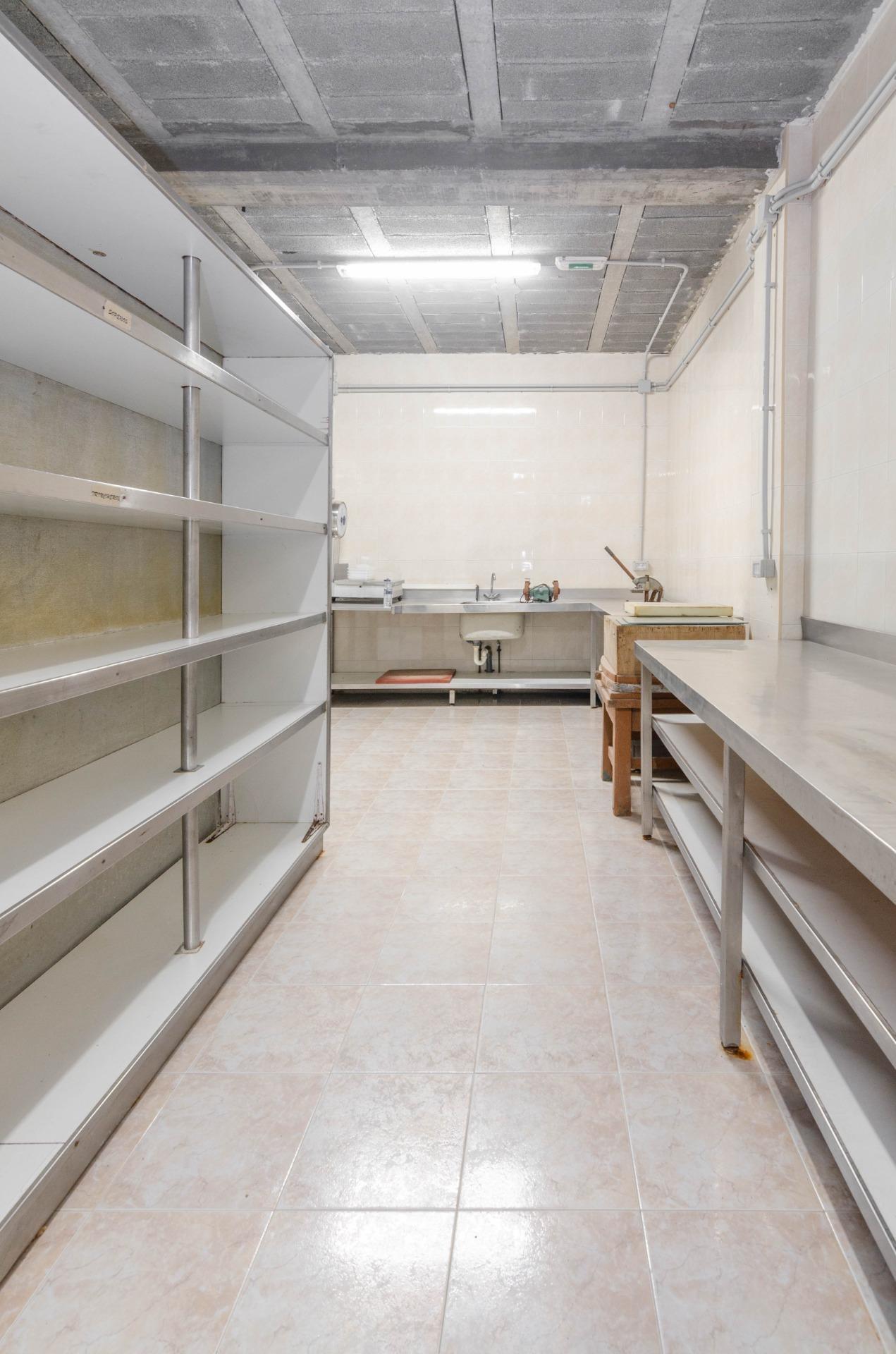 Negocios-Venta-ValdÃ©s-1641102-Foto-38