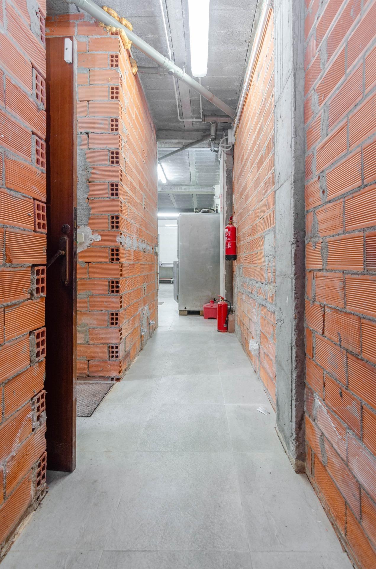 Negocios-Venta-ValdÃ©s-1641102-Foto-39
