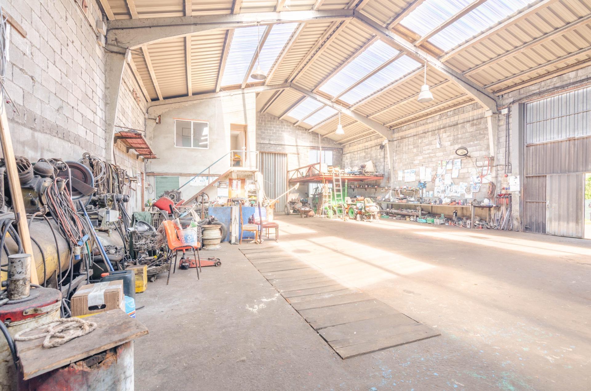 Naves-Venta-CarreÃ±o-1091367-Foto-8
