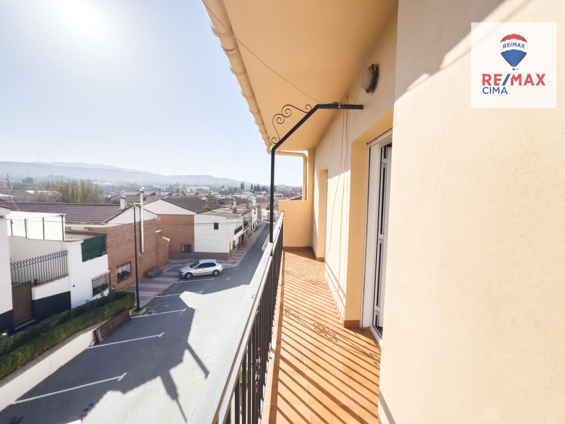 Pisos-Venta-ZÃºjar-1483379-Foto-3