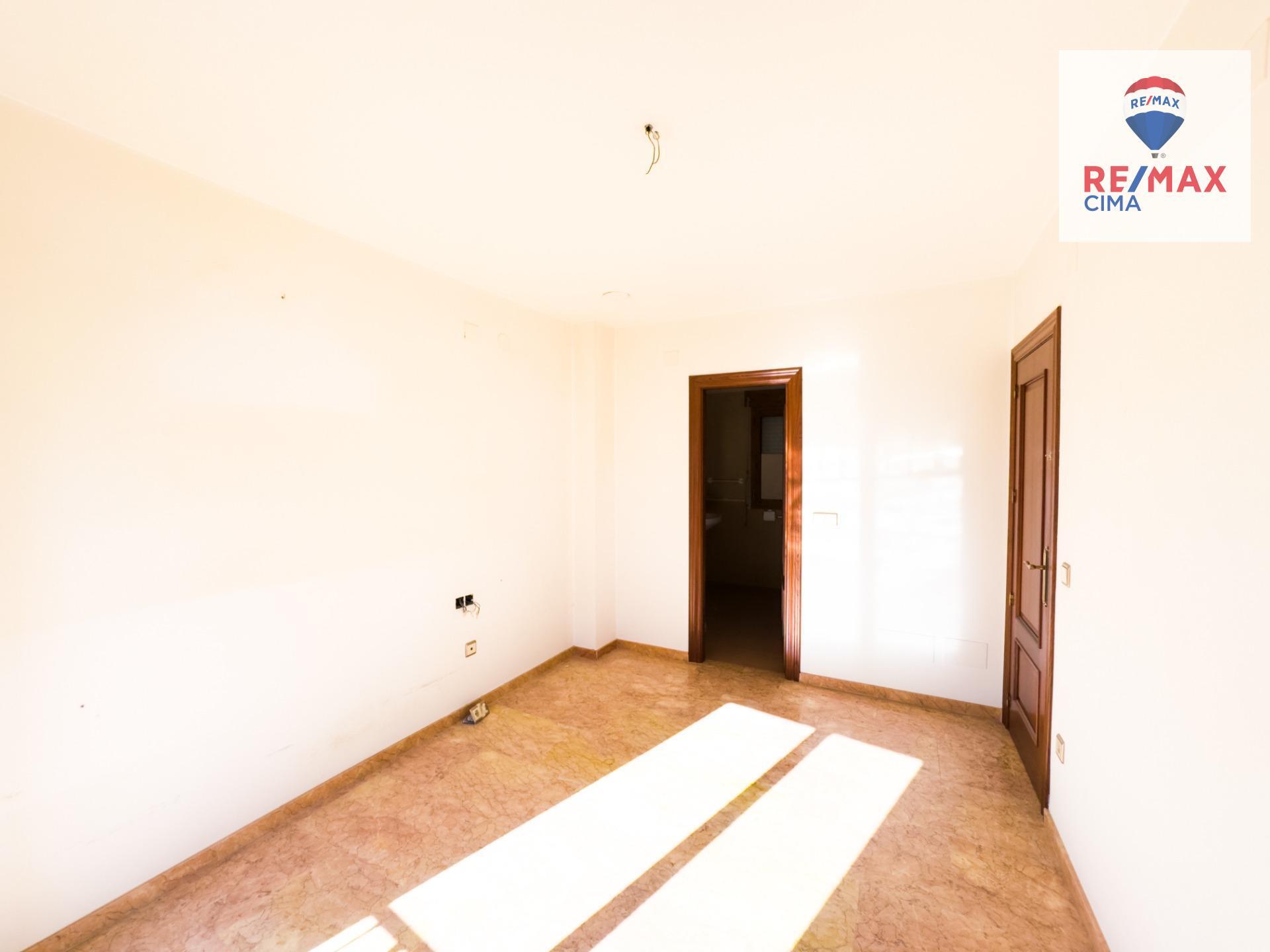 Pisos-Venta-Benamaurel-1402182-Foto-11
