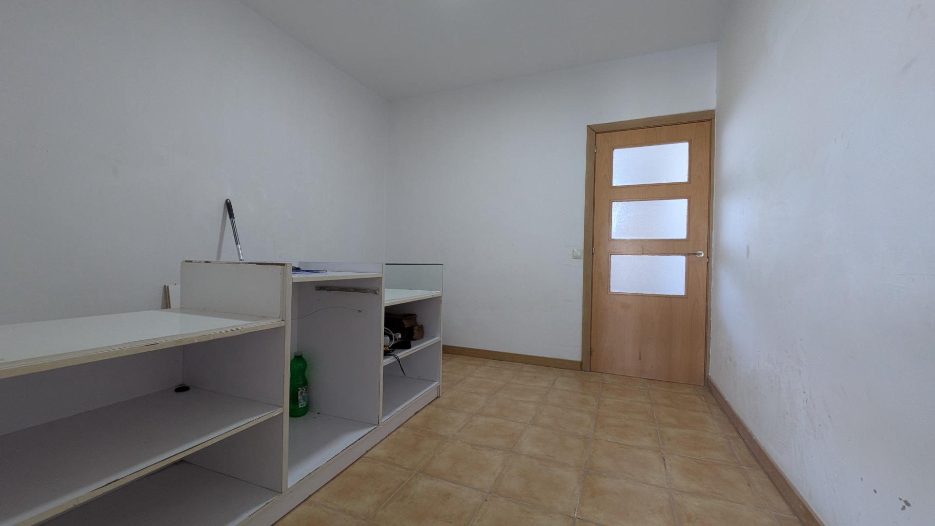 Negocios-Venta-Pilas-1790760-Foto-5