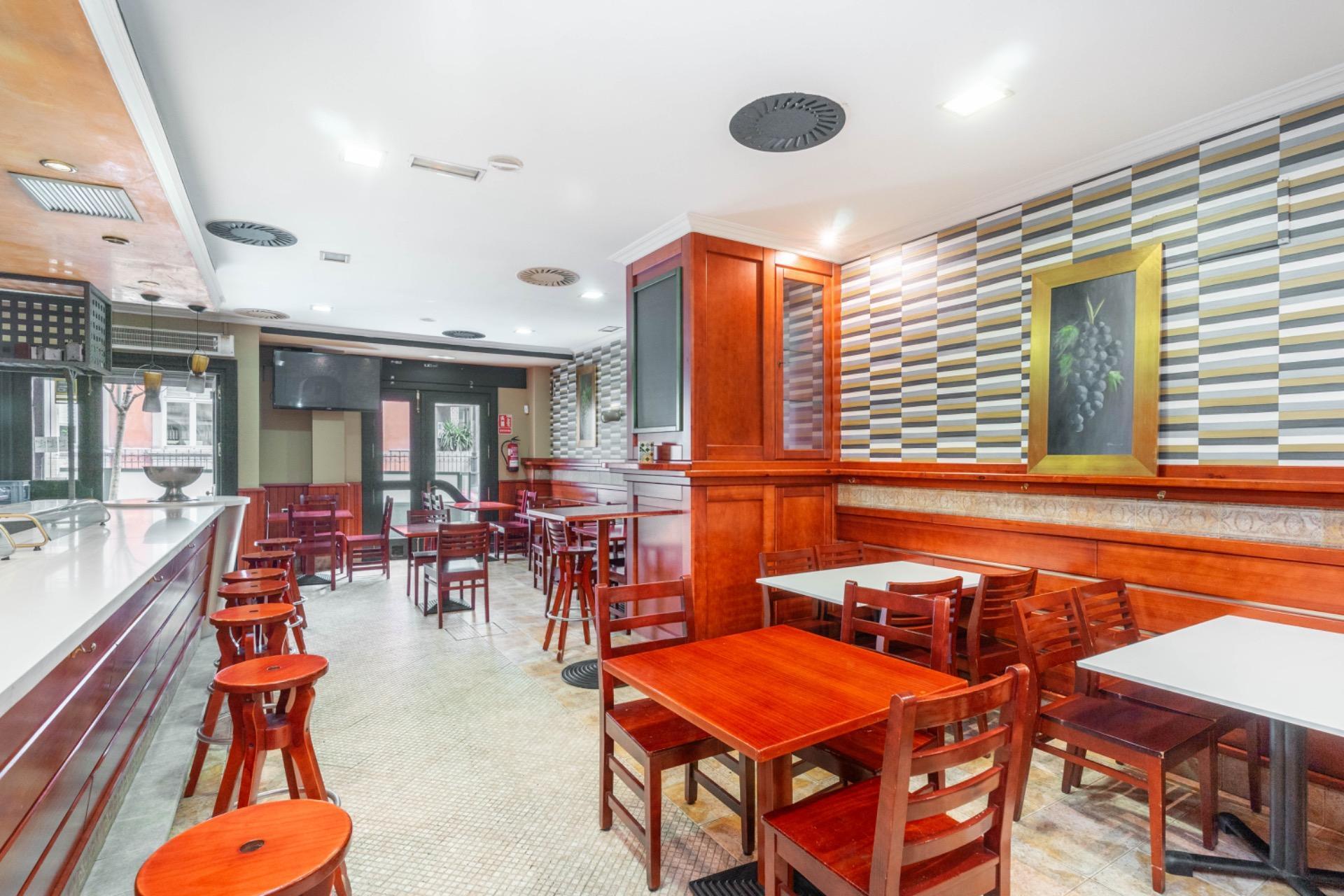 Negocios-Venta-Oviedo-1768103-Foto-11