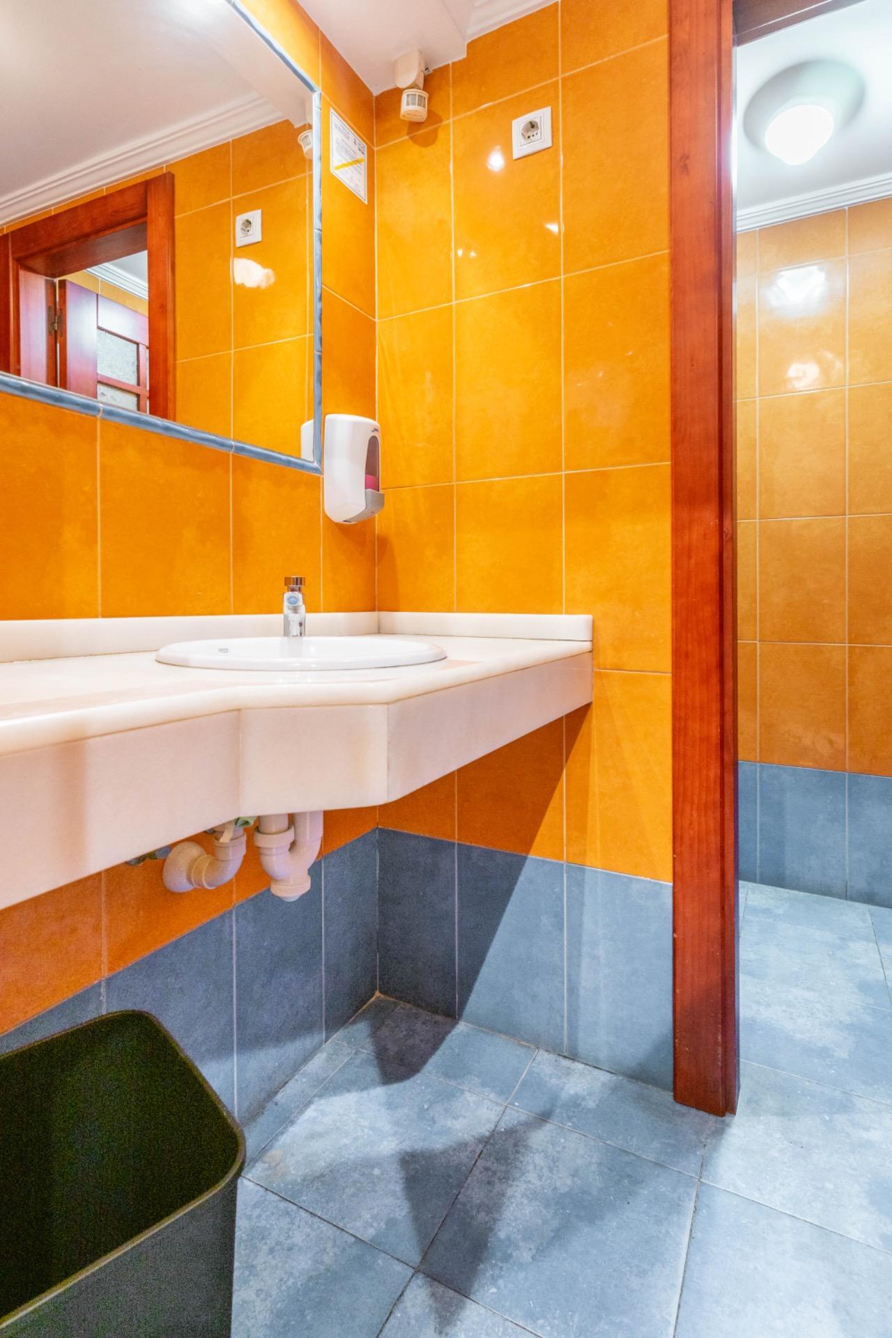 Negocios-Venta-Oviedo-1768103-Foto-19
