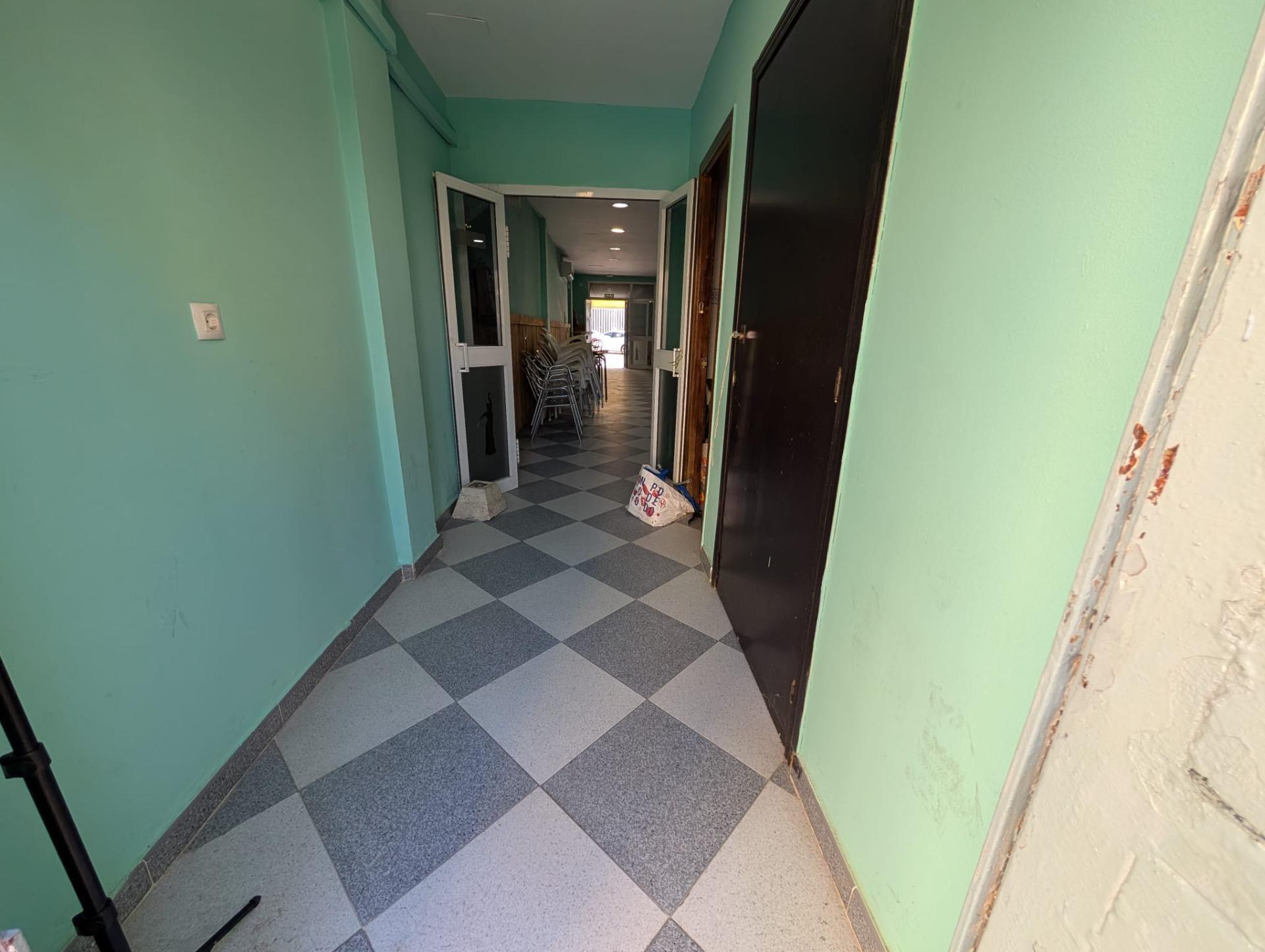 Negocios-Venta-Castilleja de la Cuesta-1768106-Foto-7