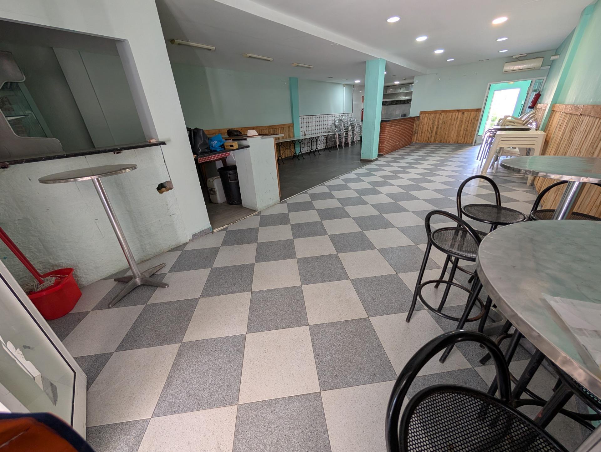 Negocios-Venta-Castilleja de la Cuesta-1768106-Foto-12