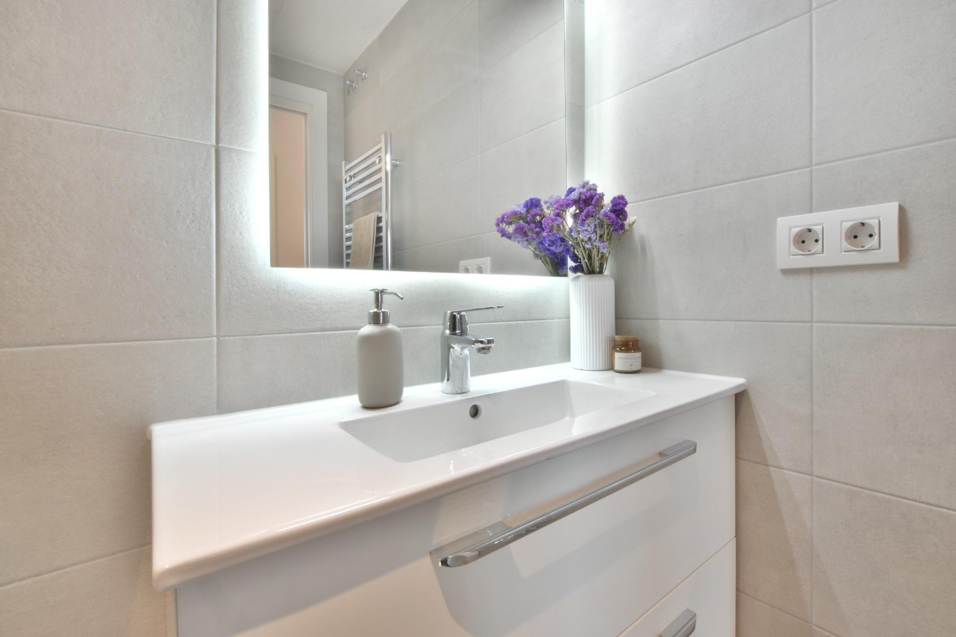 Pisos-Venta-LÂ´Hospitalet de Llobregat-1768124-Foto-32